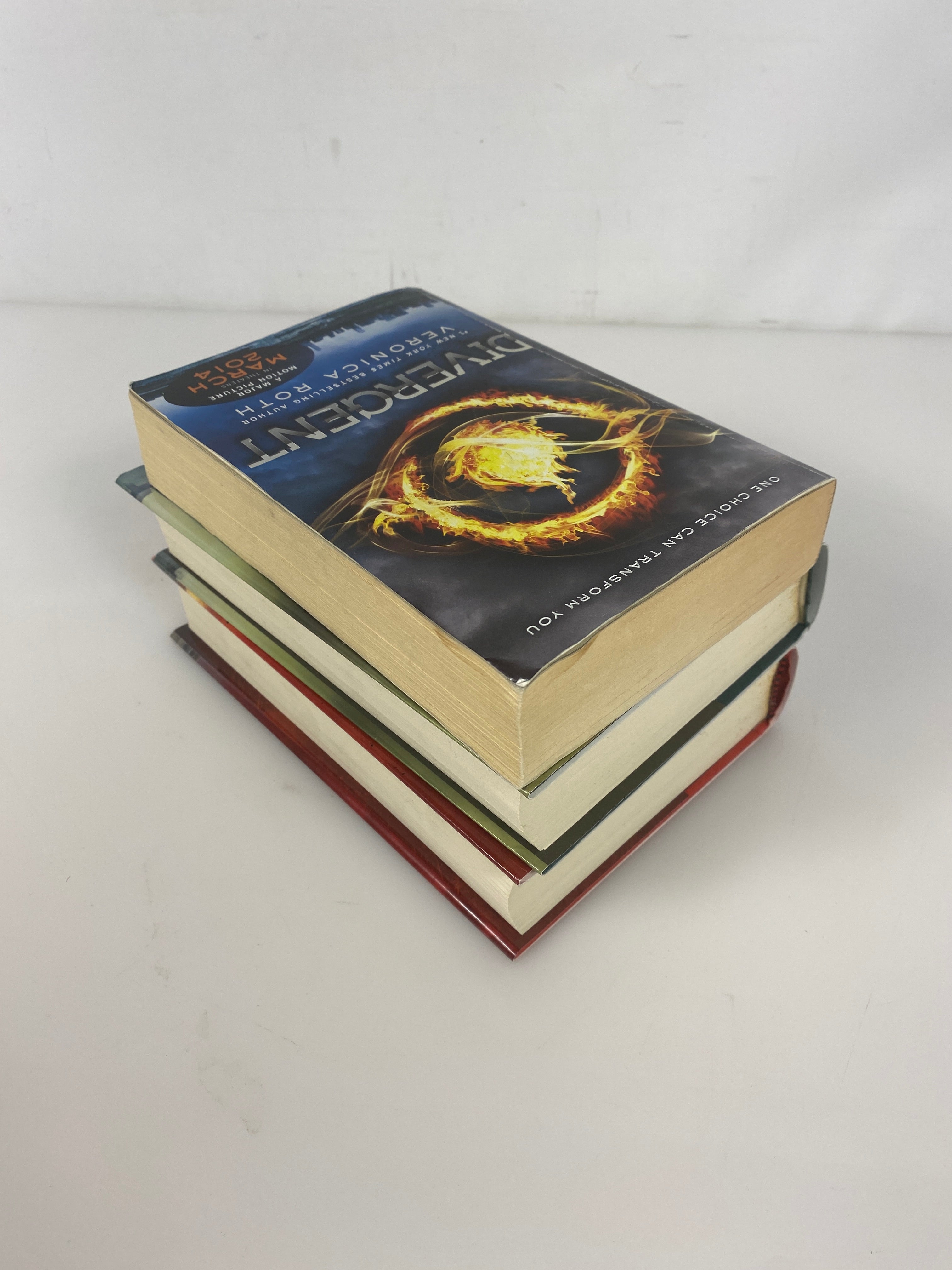 Set of 3 Divergent Series Veronica Roth 1SC 2 HC 2011-2013