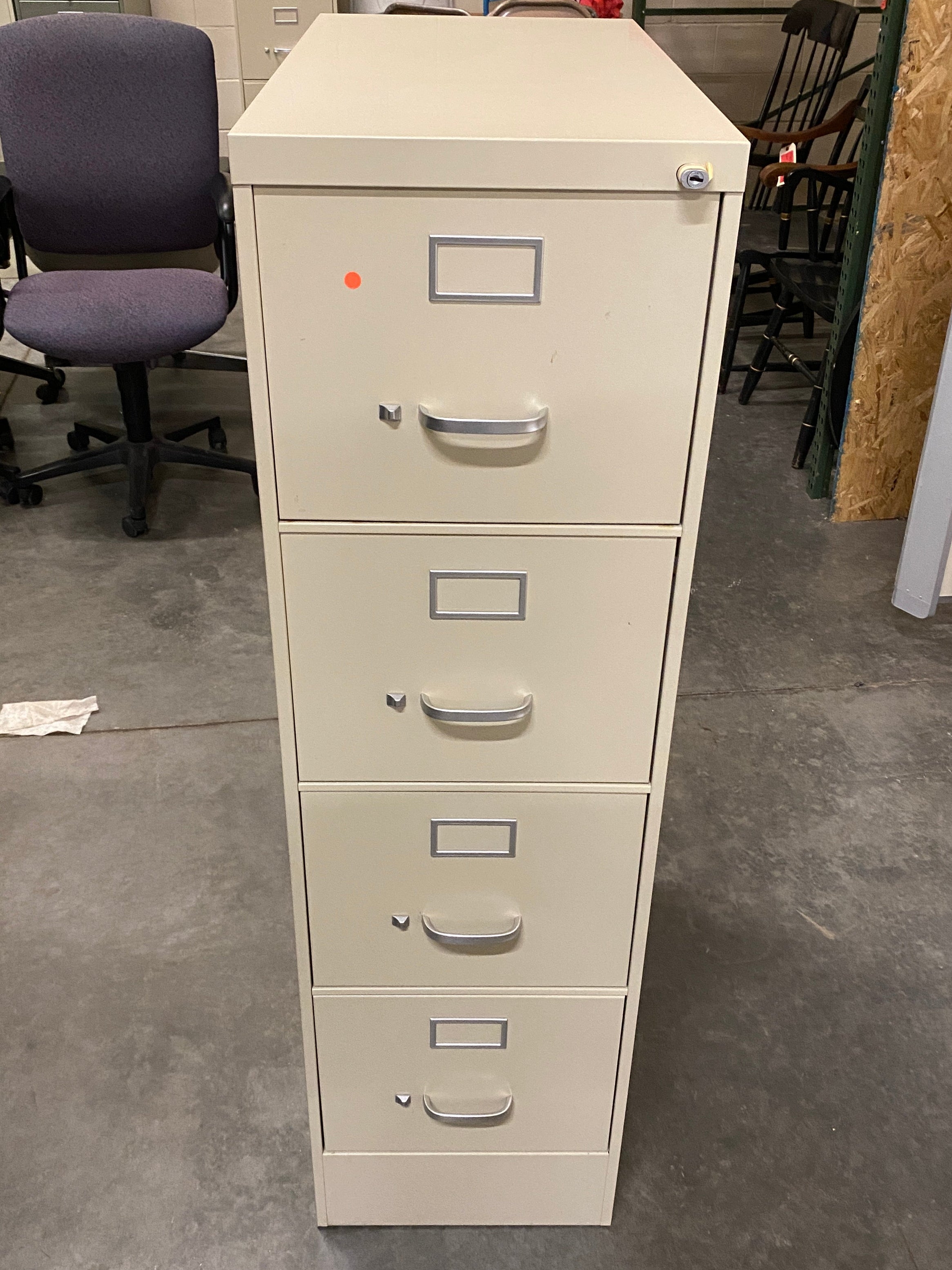 Steelcase Beige 4 Drawer Lockable File Cabinet