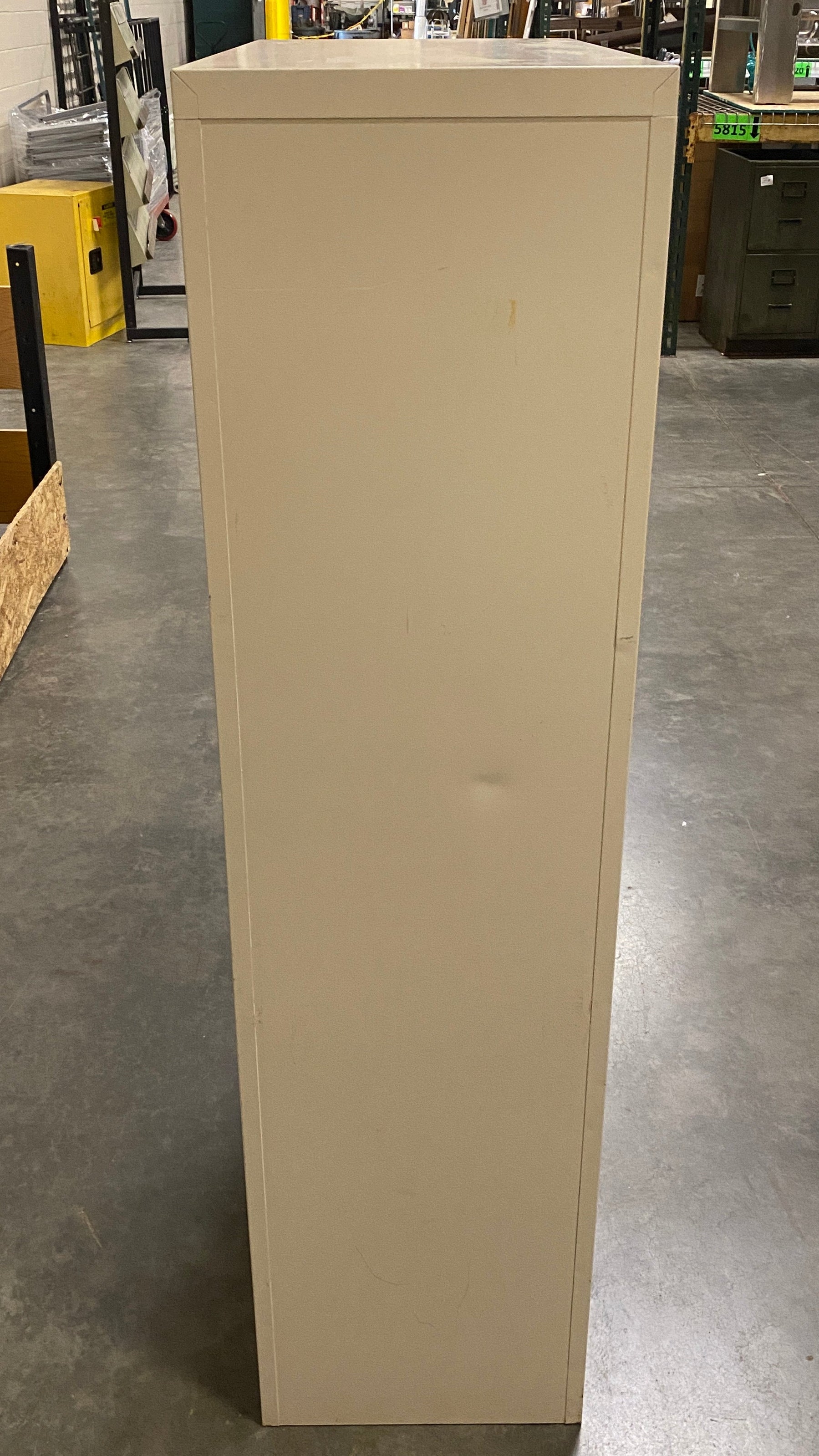 Steelcase Grey 5 Drawer Lockable File Cabinet