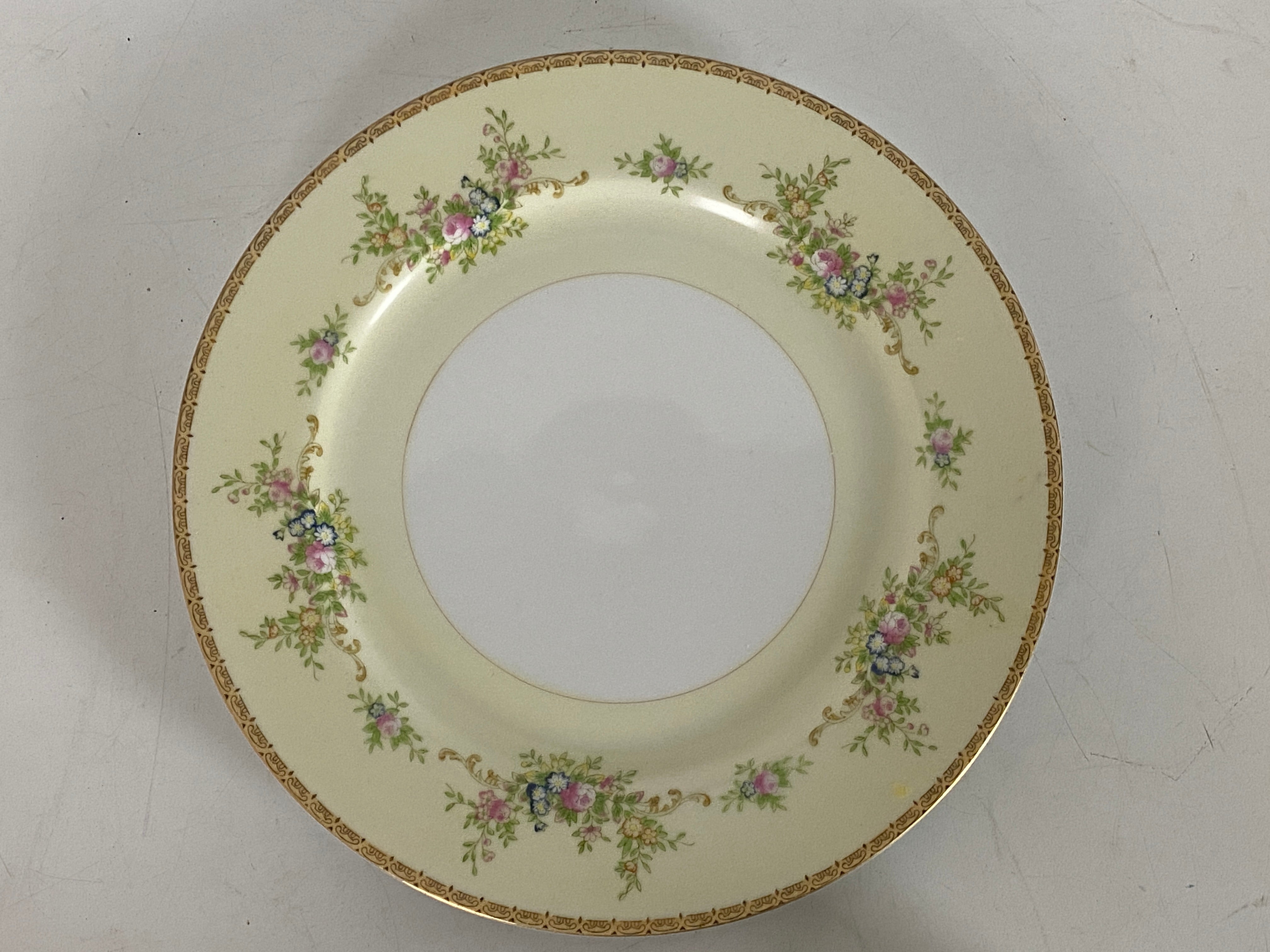 Meito China Floral Hand Painted 4 Piece Dinner Plate Set