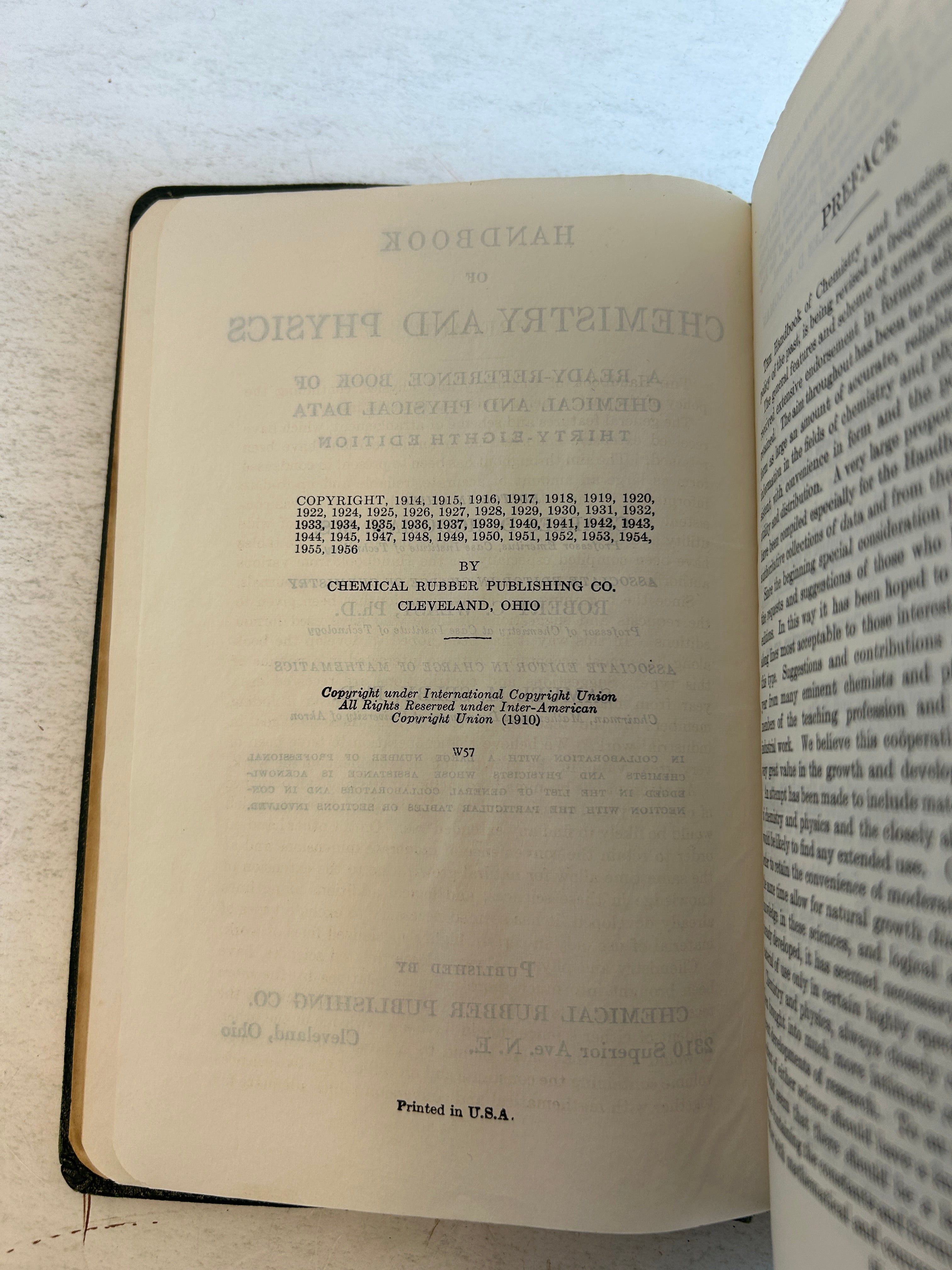 Handbook of Chemistry & Physics Charles D Hodgman Chemical Rubber Pub 1954