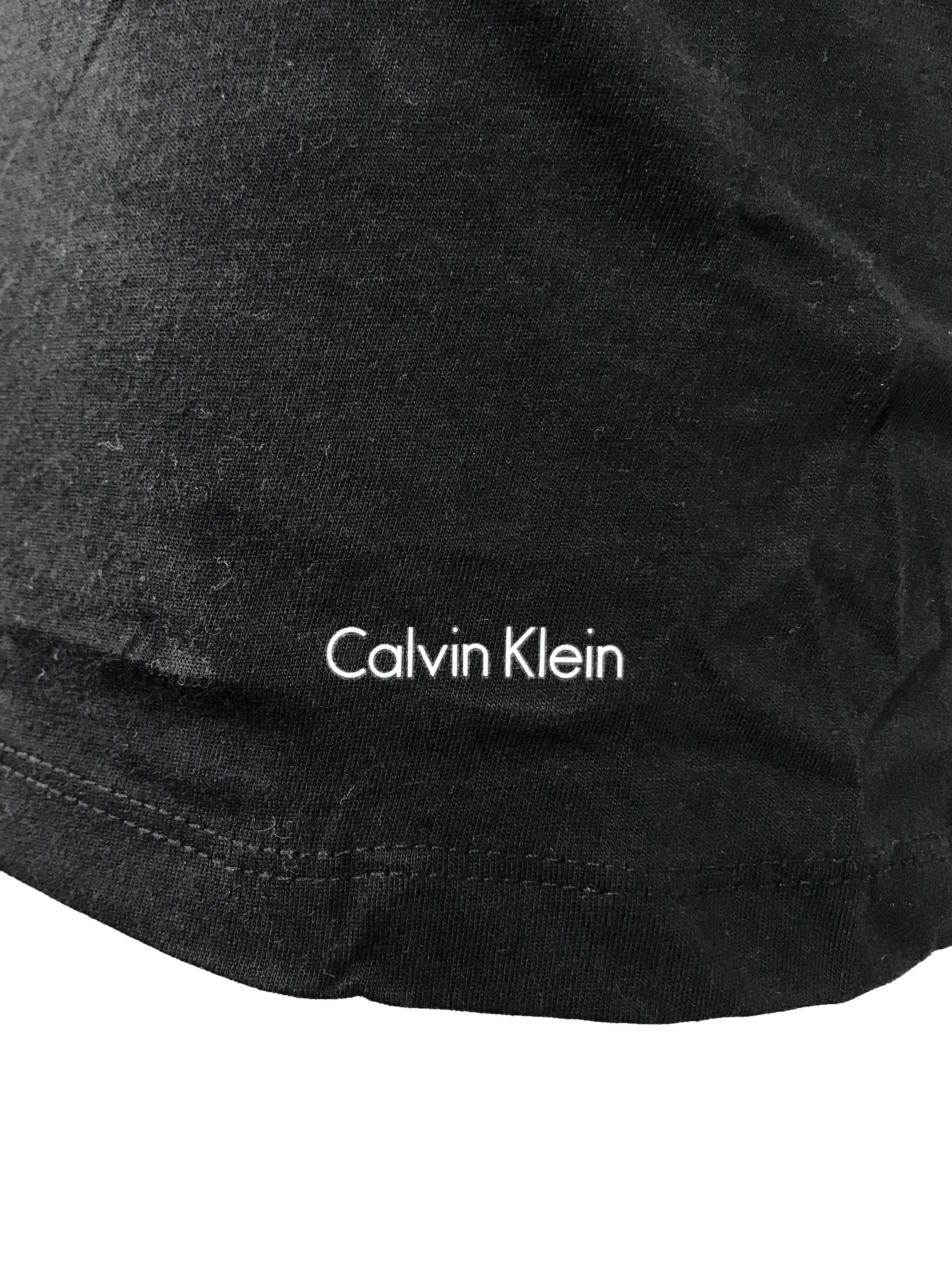 Calvin Klein Black V-Neck T-Shirt Men's Size M