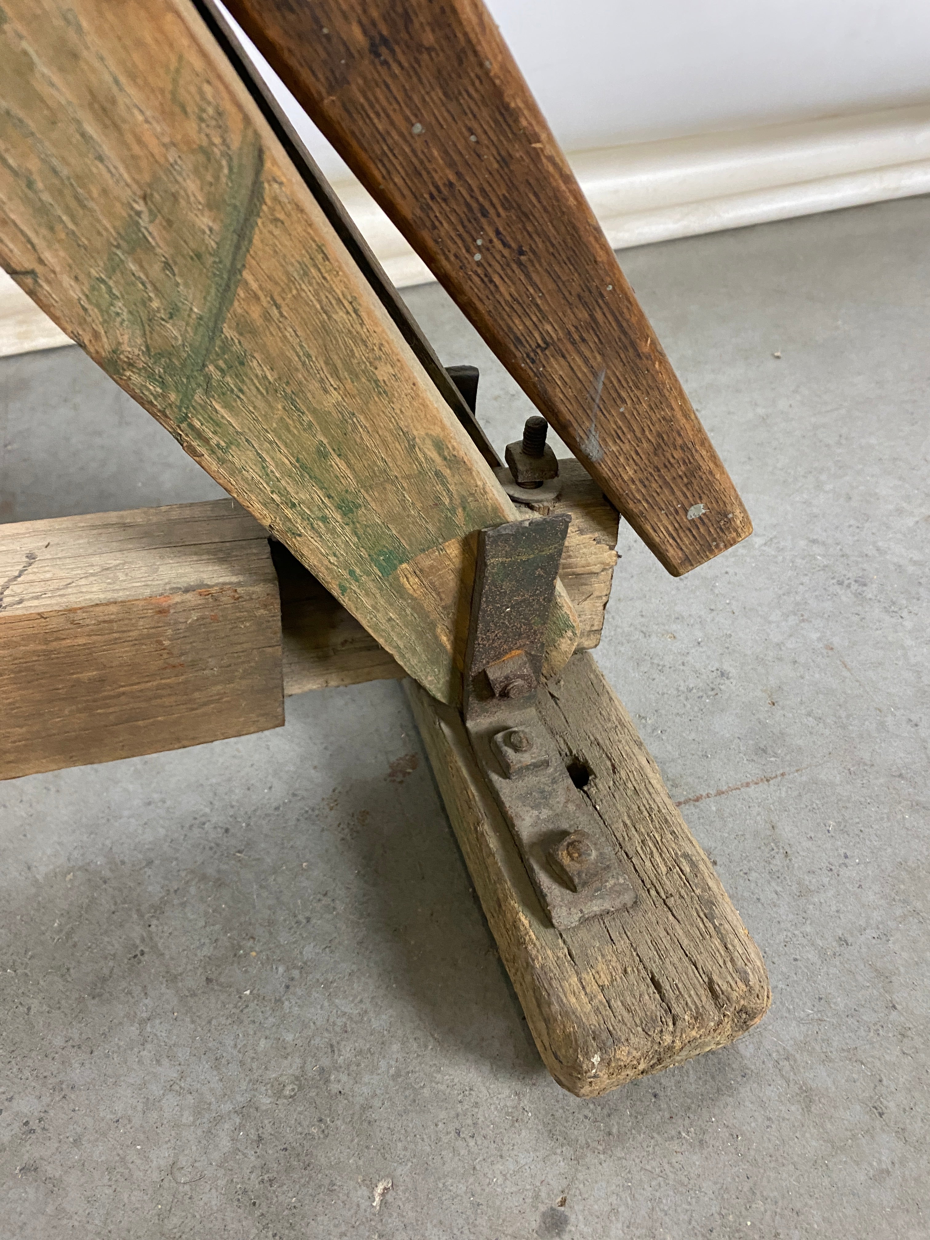 Antique Wooden Buggy/Wagon Jack