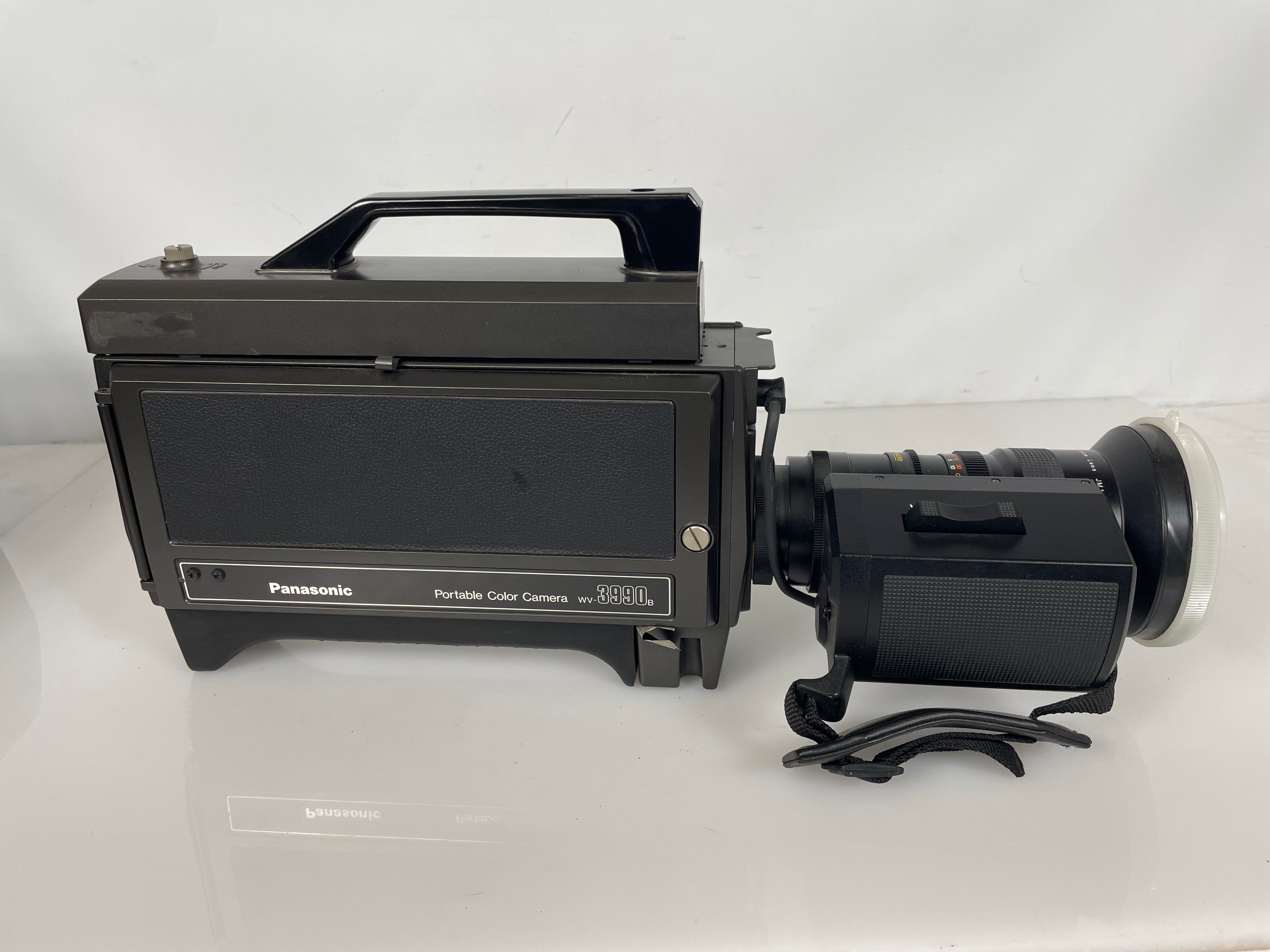 Panasonic WV-3990B Color Camera