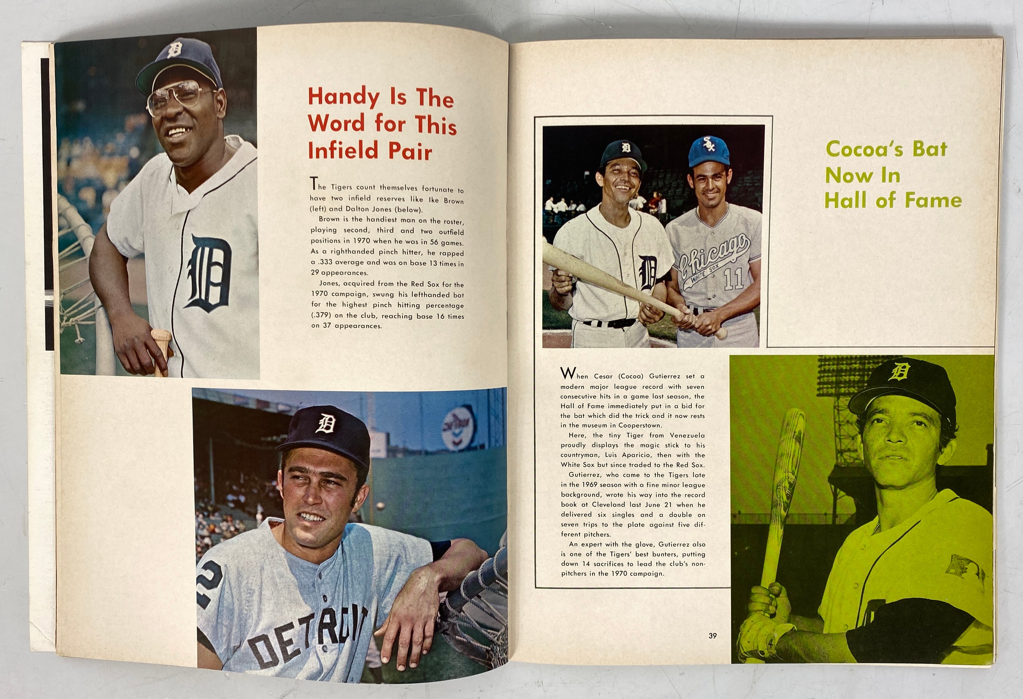 Lot of 5 Detroit Tigers Yearbooks with Autographs