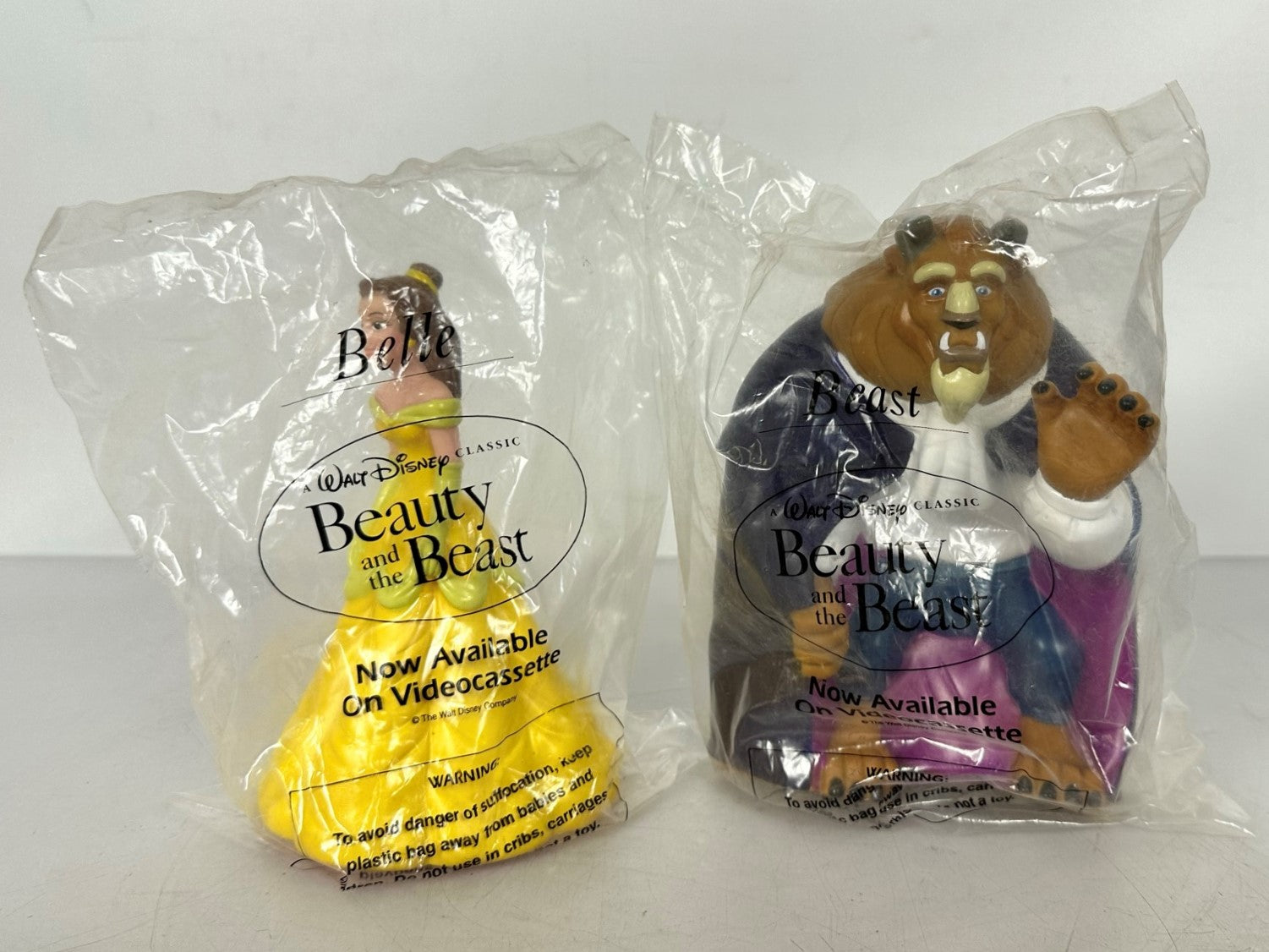 Lot of 2 Vintage Disney x Pizza Hut Hand Puppets *Sealed*