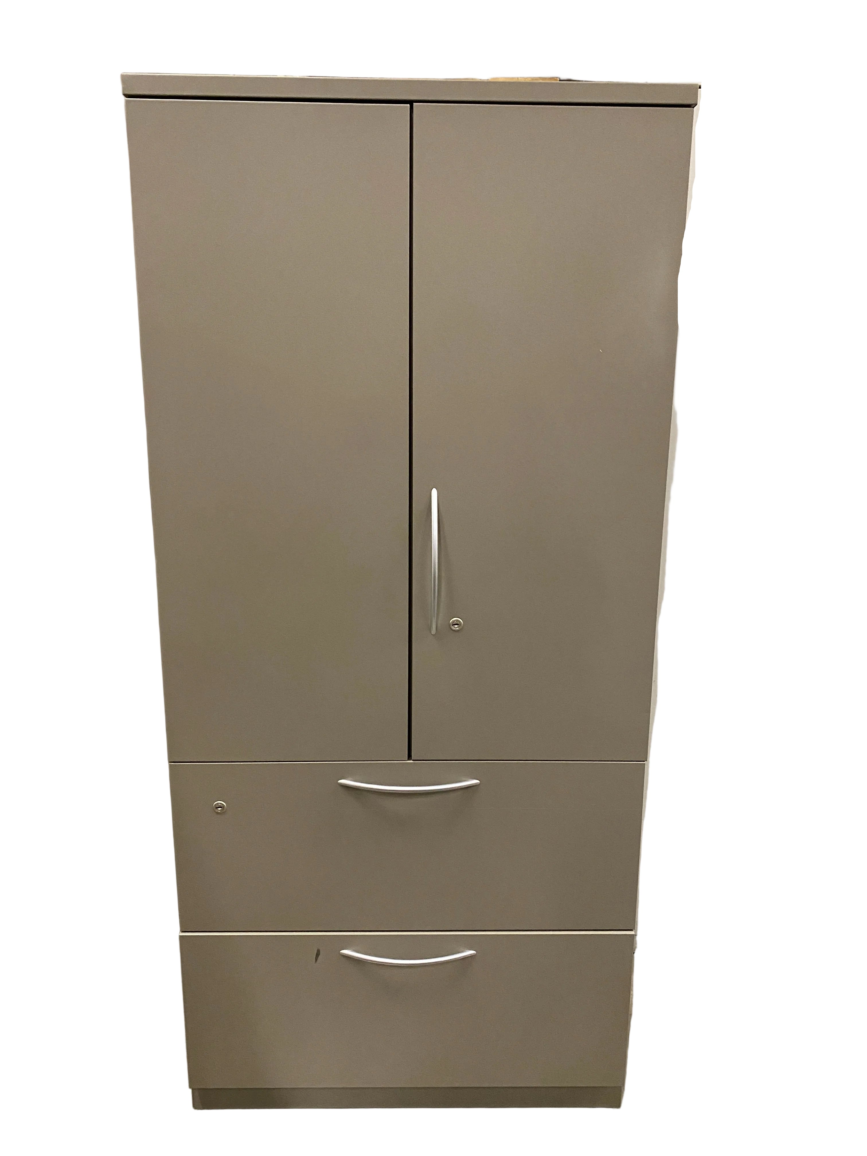 Steelcase #RCC18305JP Metal Cabinet With Drawers