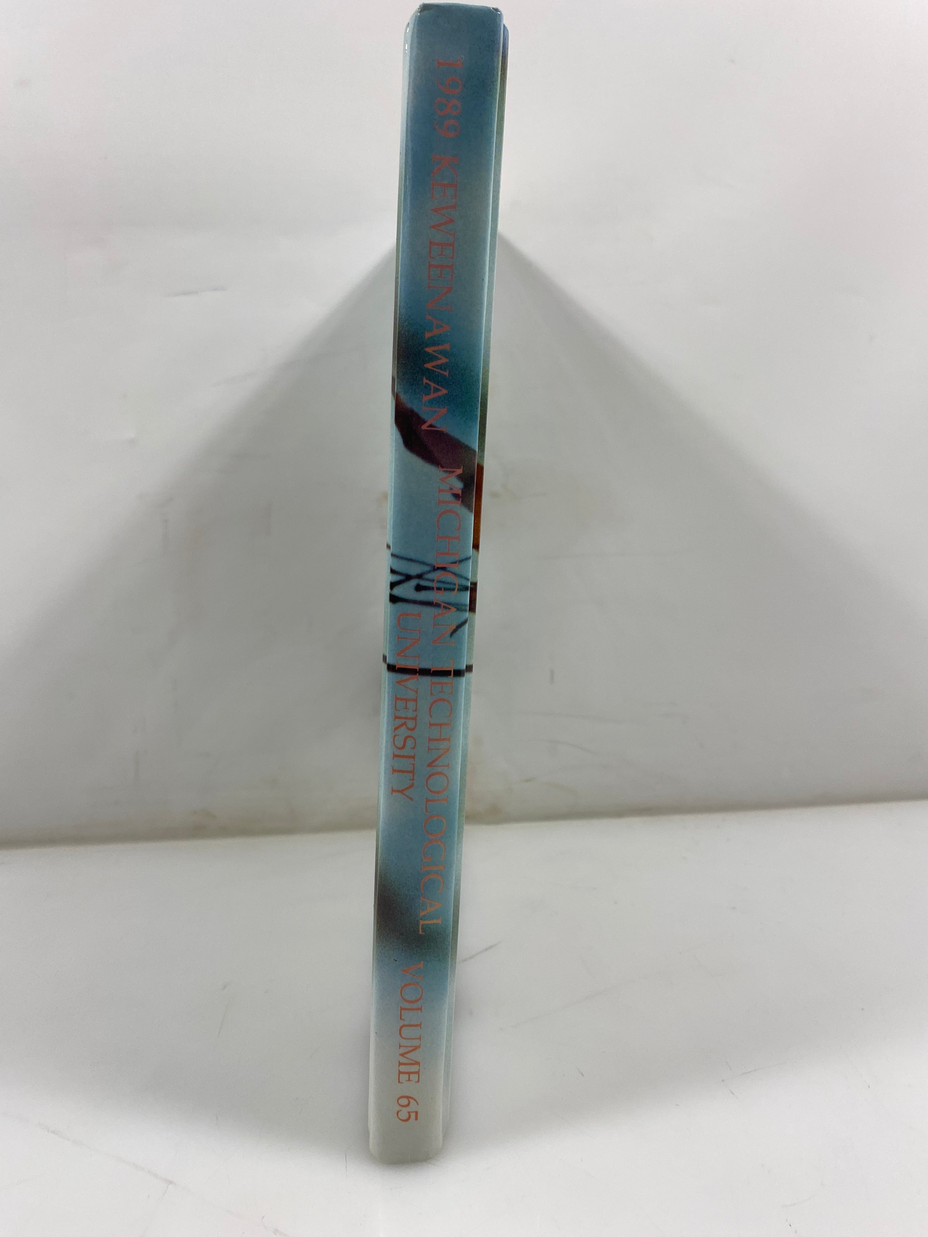 1989 Michigan Technological University Yearbook "Keweenawan" HC