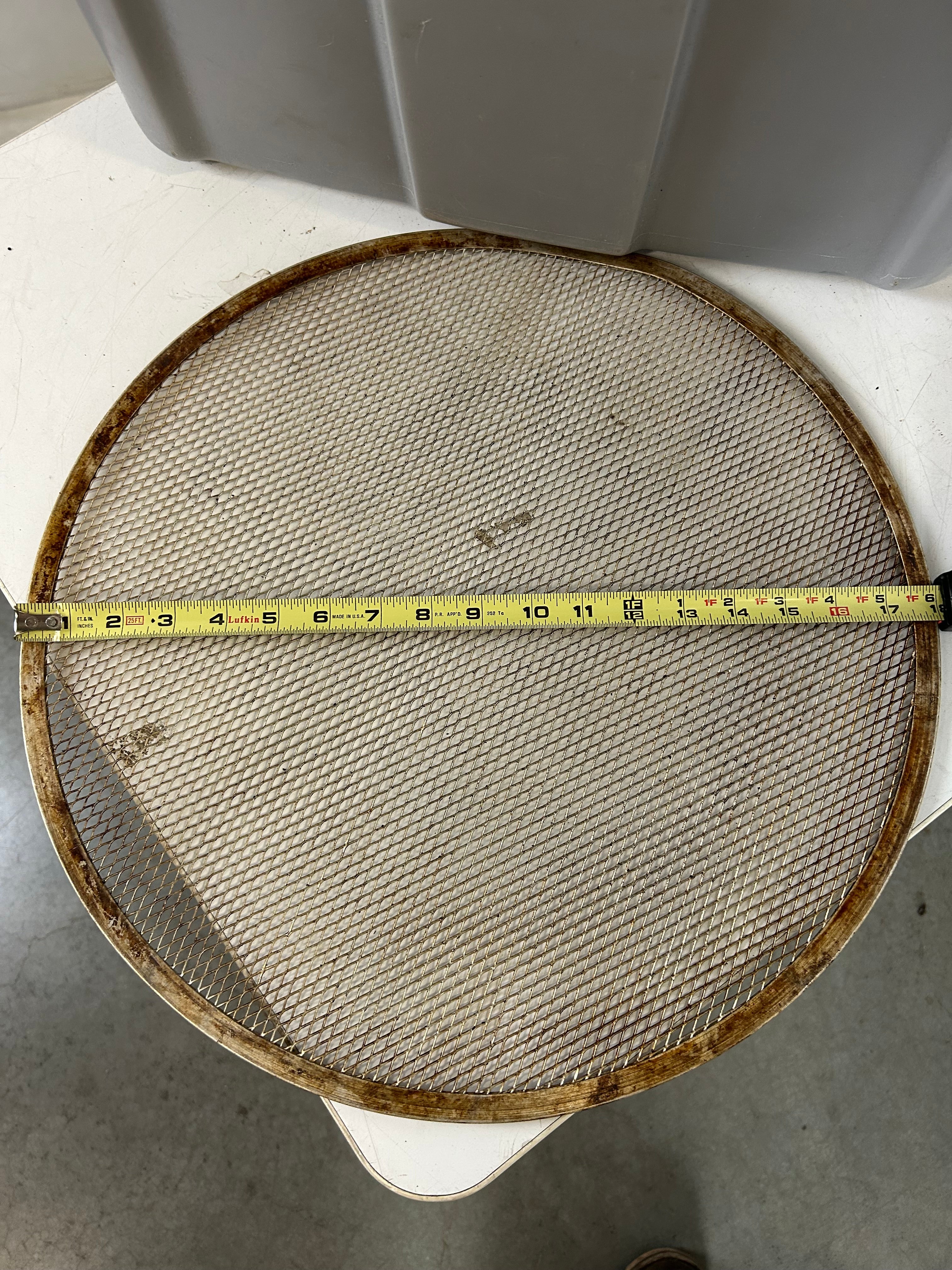 Lot of 20 - 18" Pizza Screens