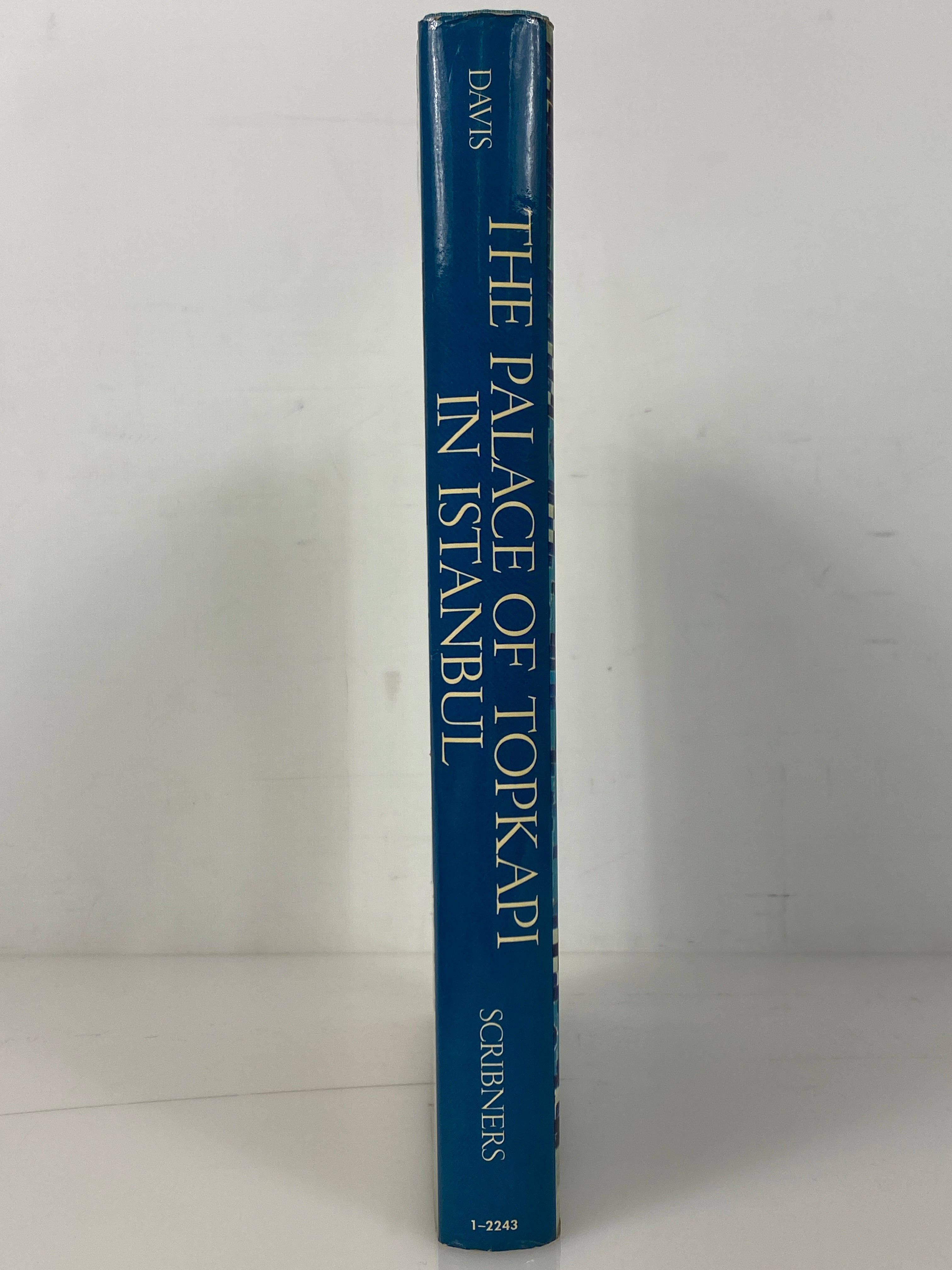 The Palace of Topkapi in Istanbul by Fanny Davis 1970 First Ed HC DJ