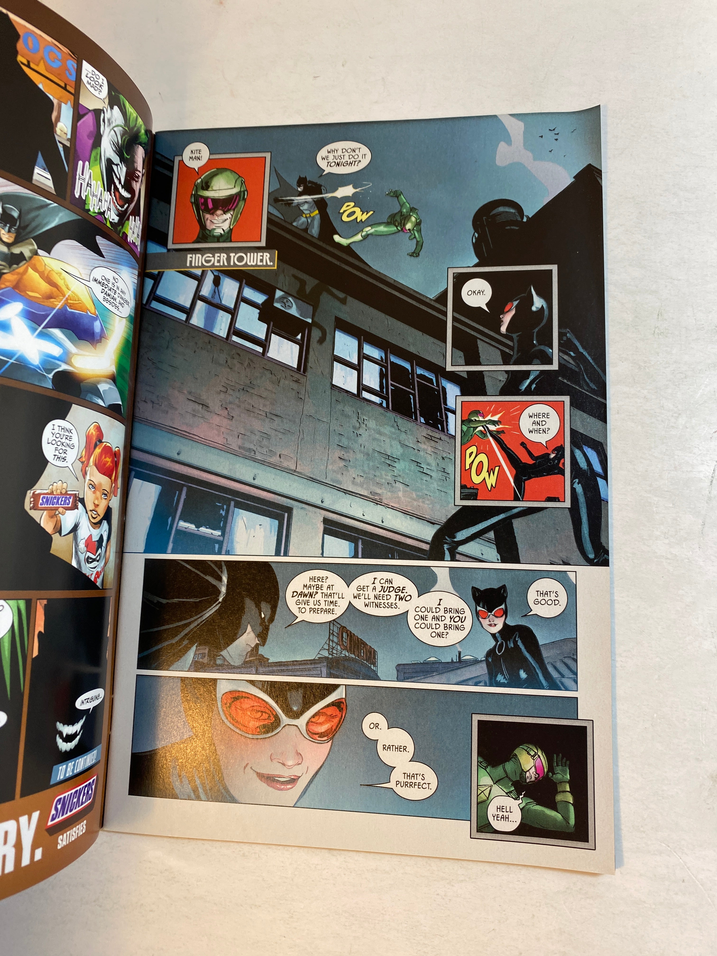 Lot of 2 Batman #50 Comic Market Street Sanders Variants DC 2018