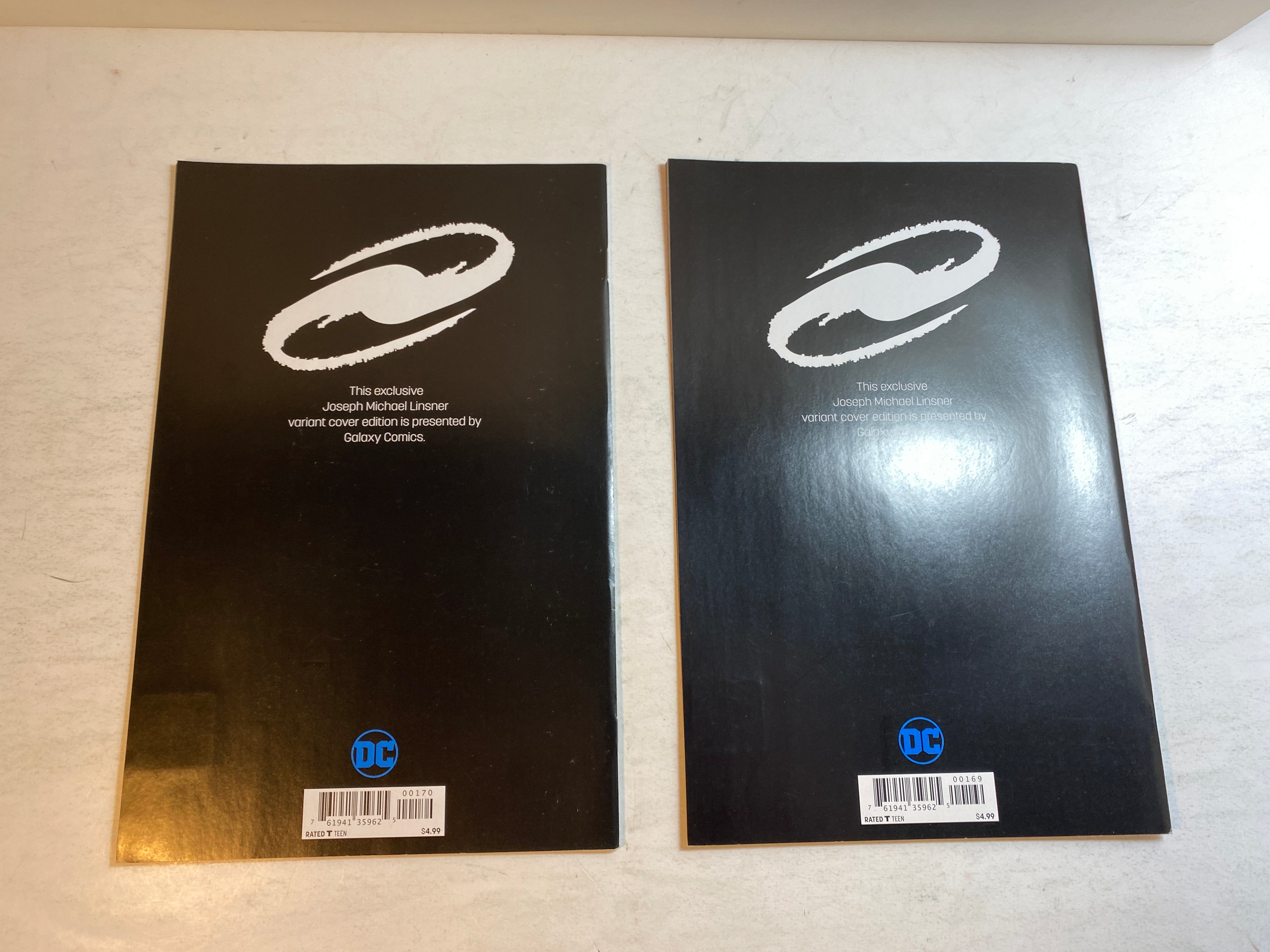 Lot of 2 Batman #50 Galaxy Comics Lisner Variants DC Comics 2018