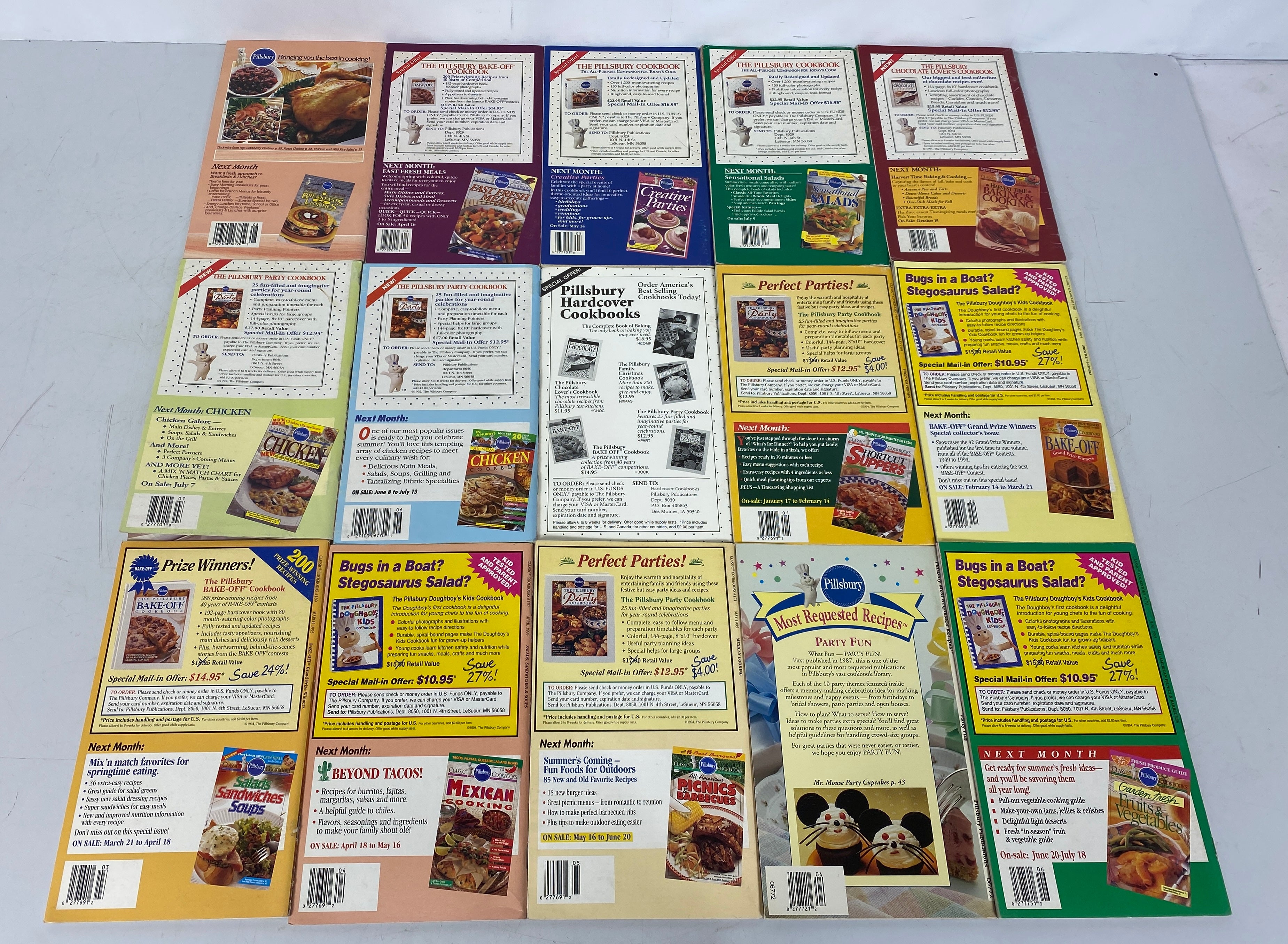 Lot of 21 Pillsbury Recipe Books 1989-1995 w 1995 Index SC