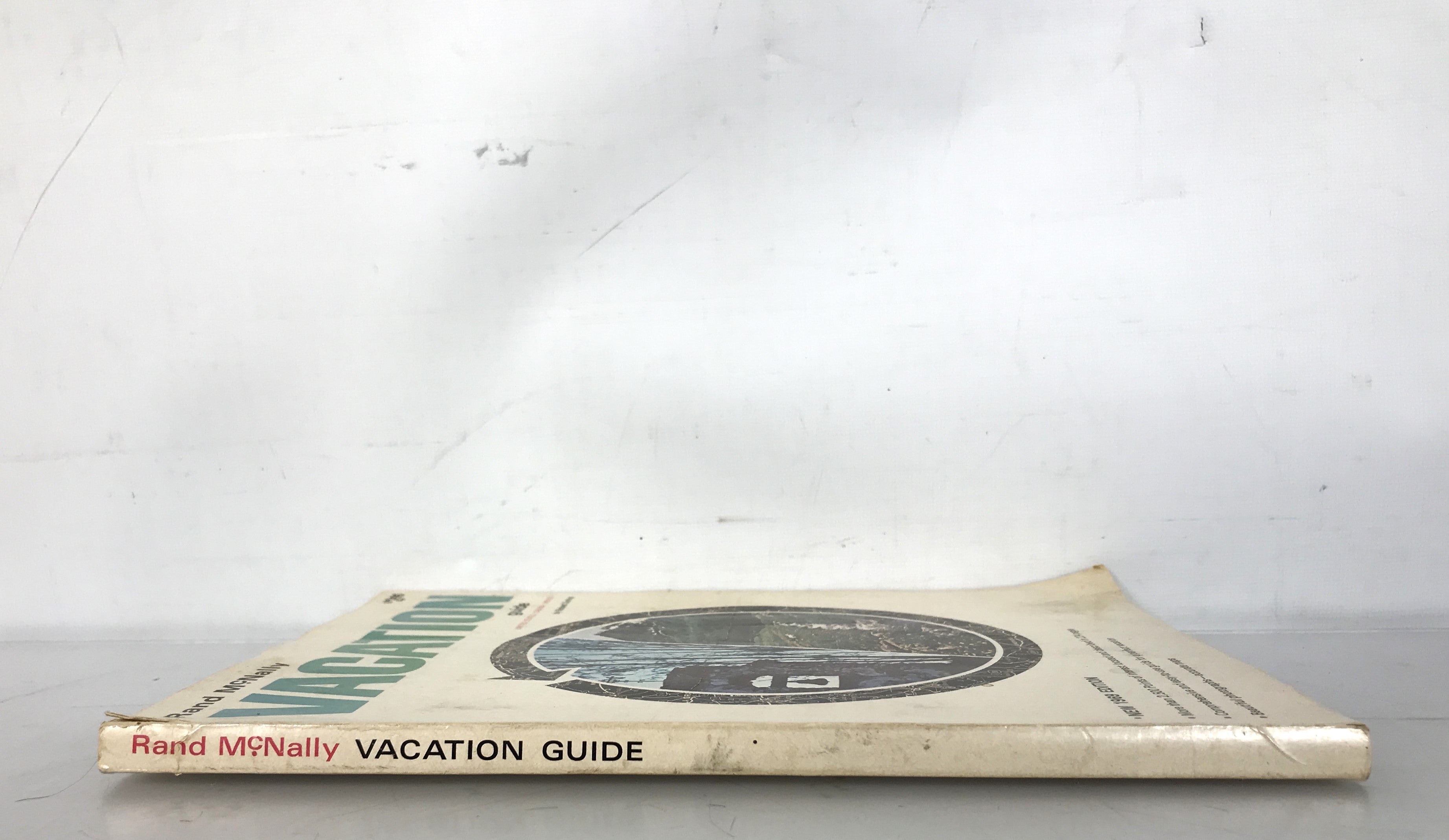 Rand McNally Vacation Guide US/Canada/Mexico 1969 Edition by Richard Dunlop SC