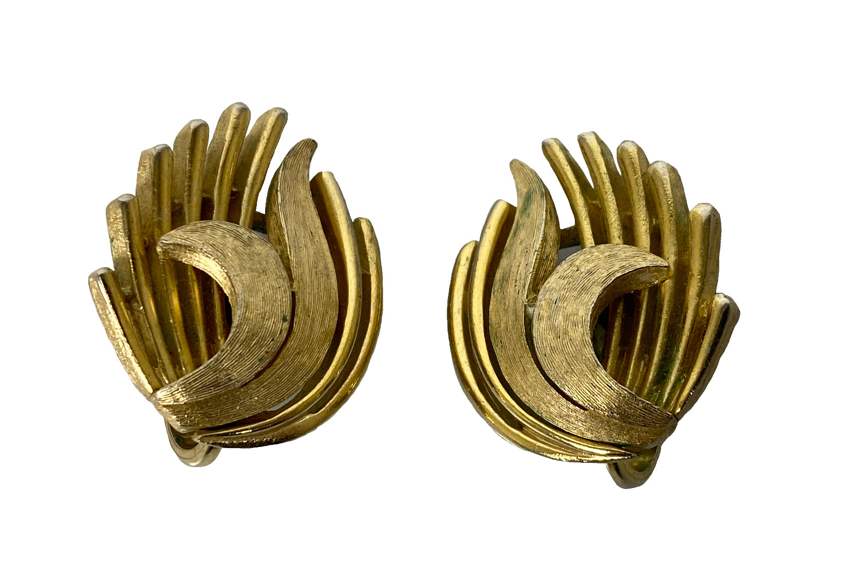 Trifari Vintage Art Deco Gold-Toned Clip On Earrings