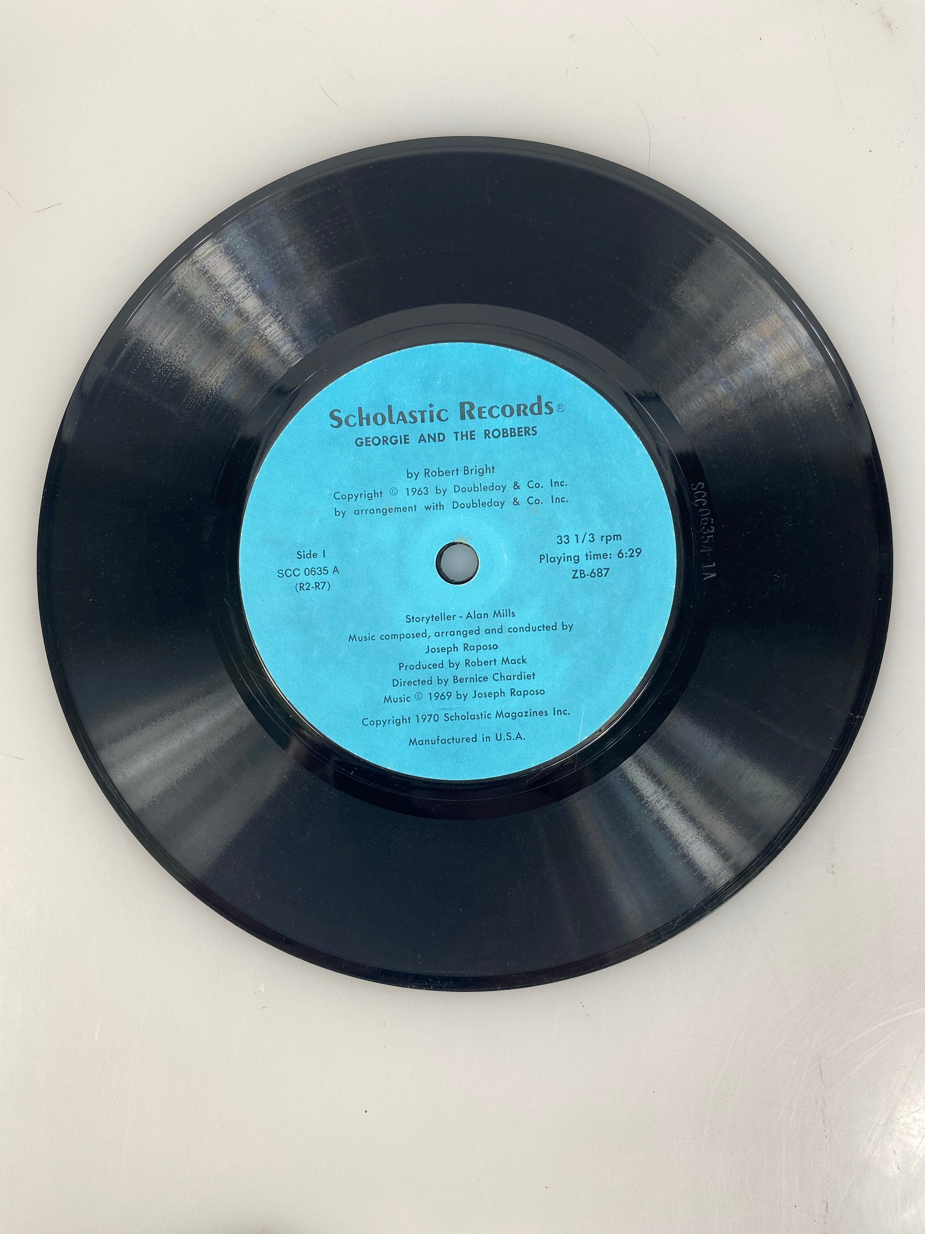 Georgie and the Robbers 45 Record Read Along Story Set Scholastic 1963