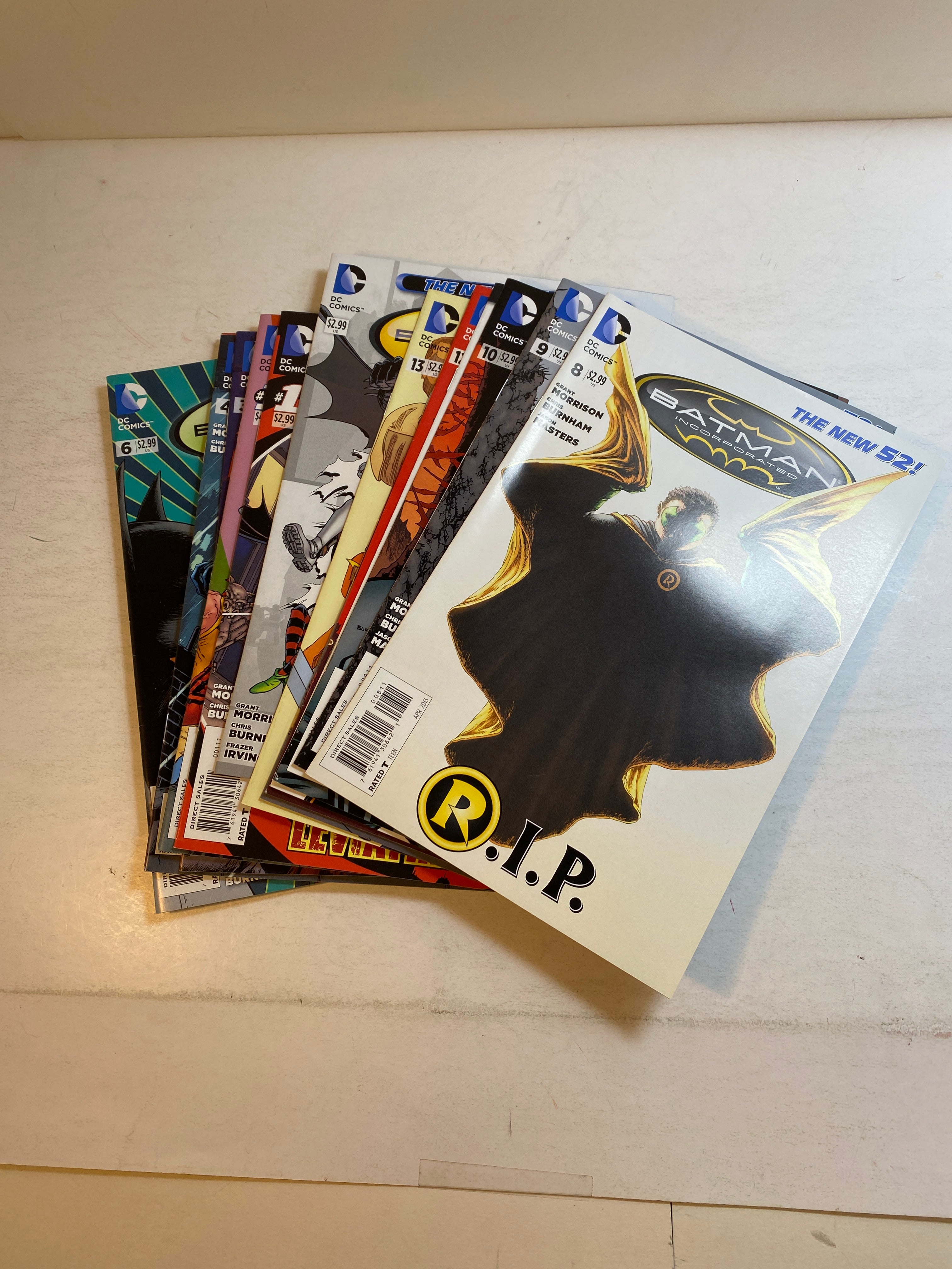 Lot of 16 Batman Incorporated DC Comics 2012-2013