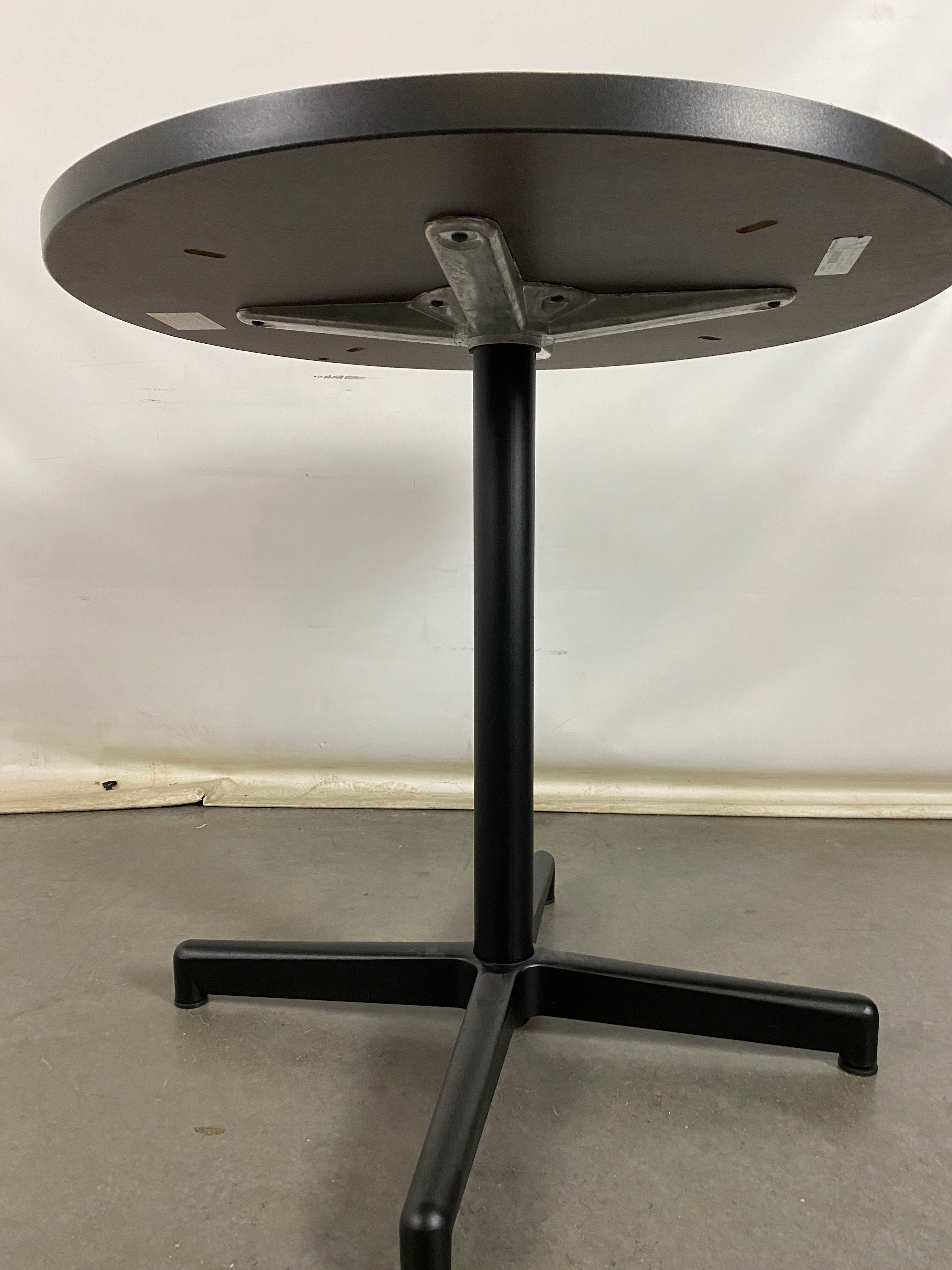 Steelcase Table #6-226 with Weighted Bottom