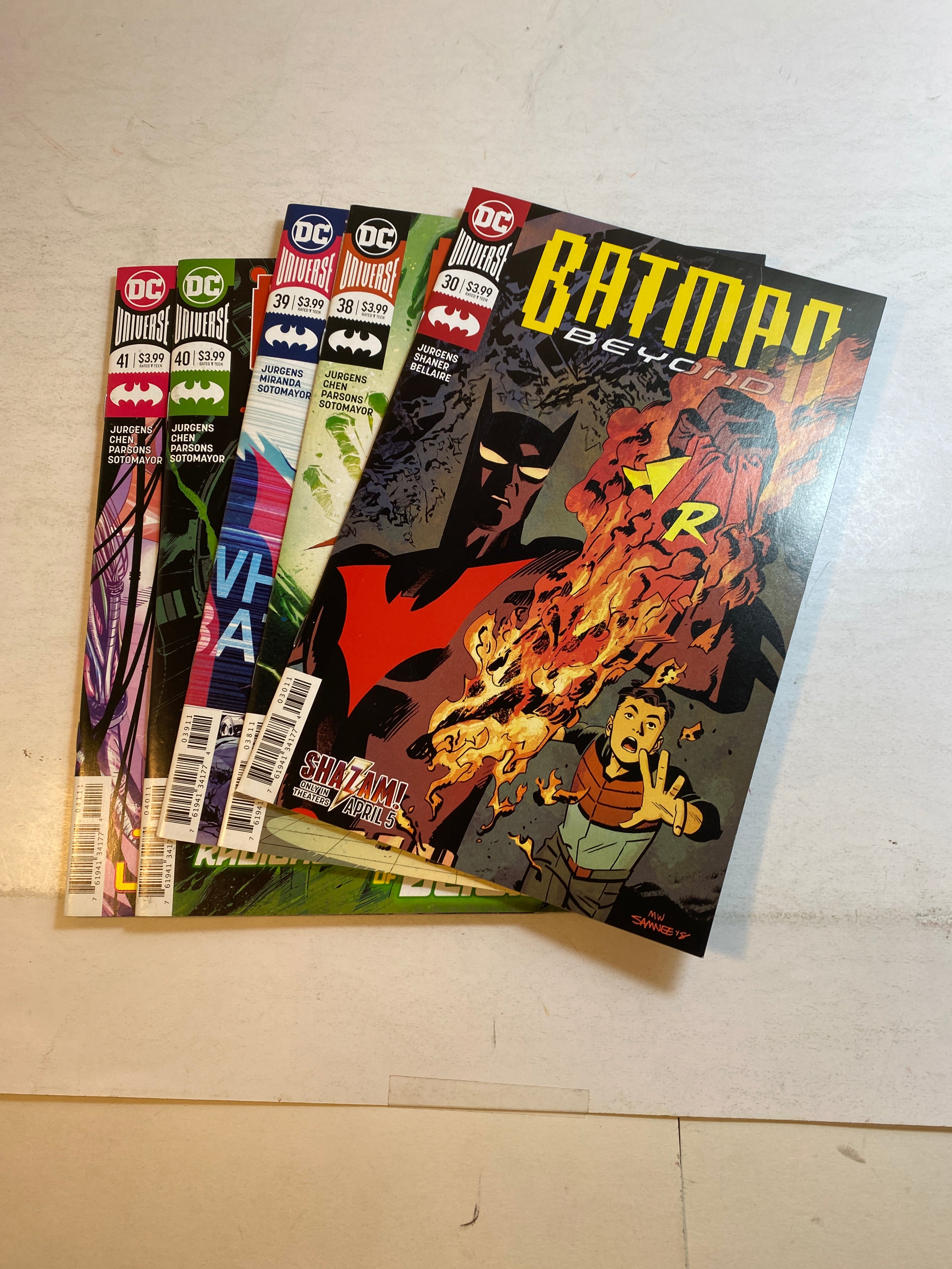 Lot of 5 Batman Beyond DC Comics 2019-2020
