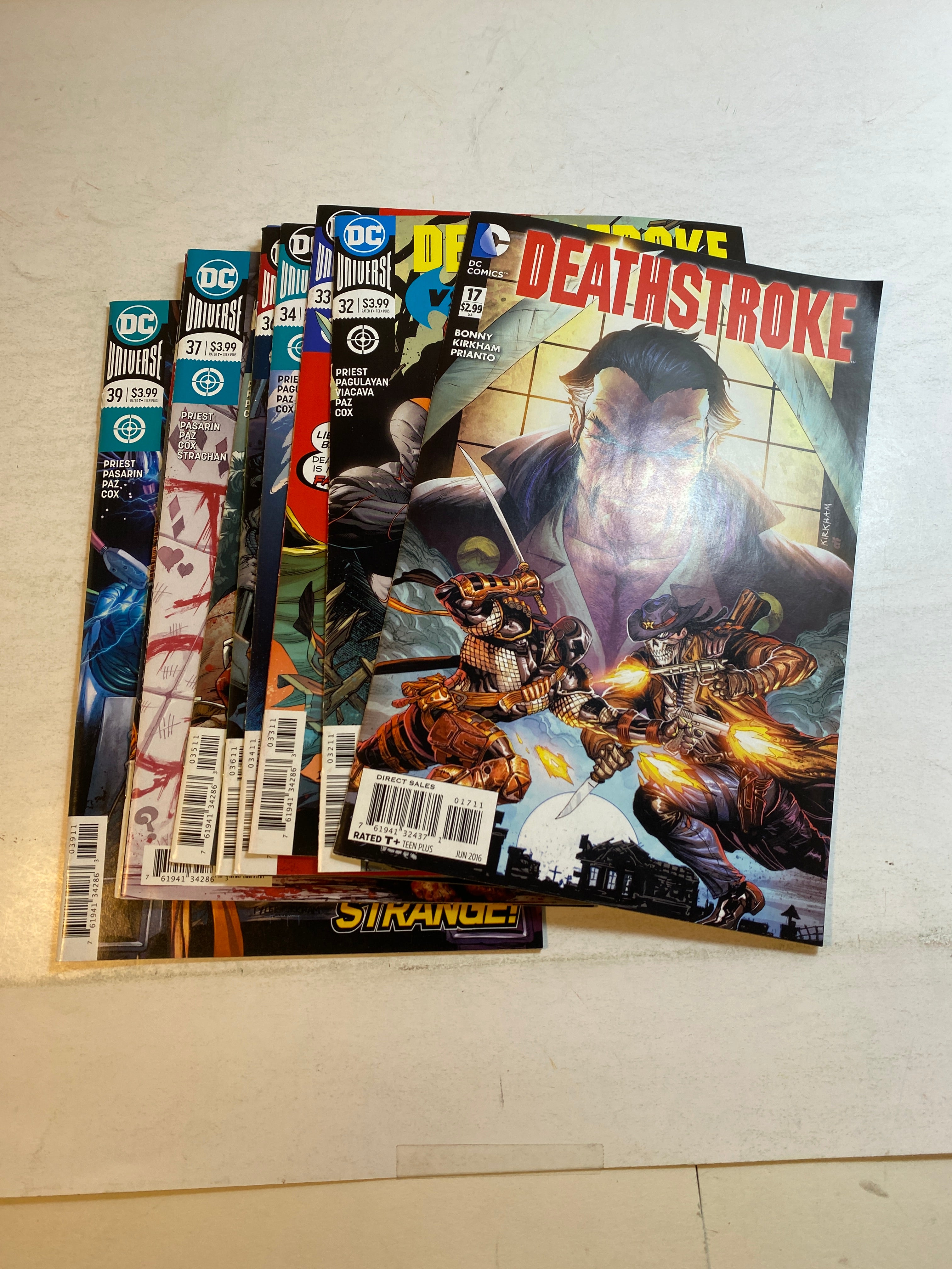 Lot of 9 Deathstroke DC Comics 2016-2019