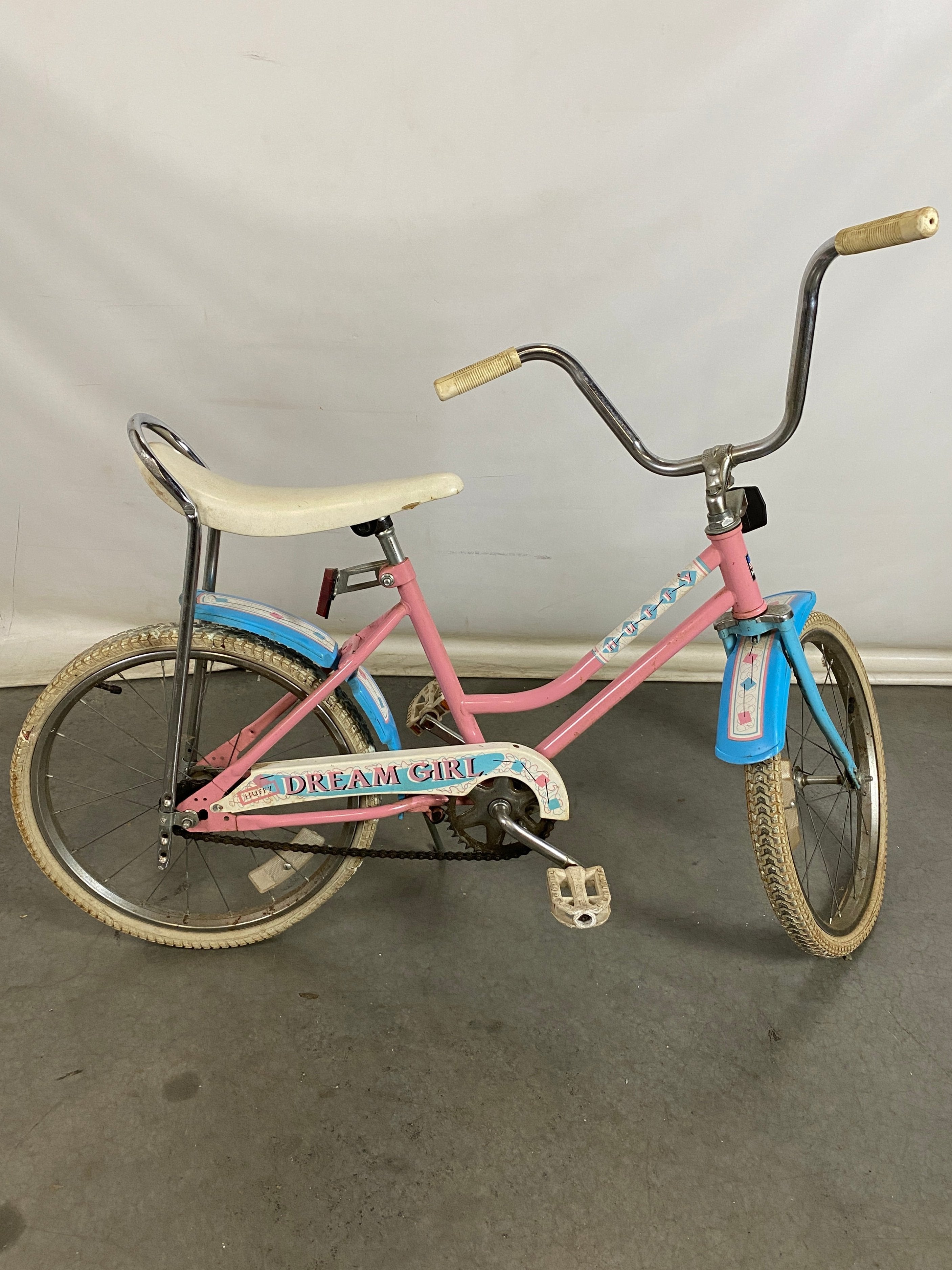 Vintage Girls Huffy Dream Girl Banana Seat Bike