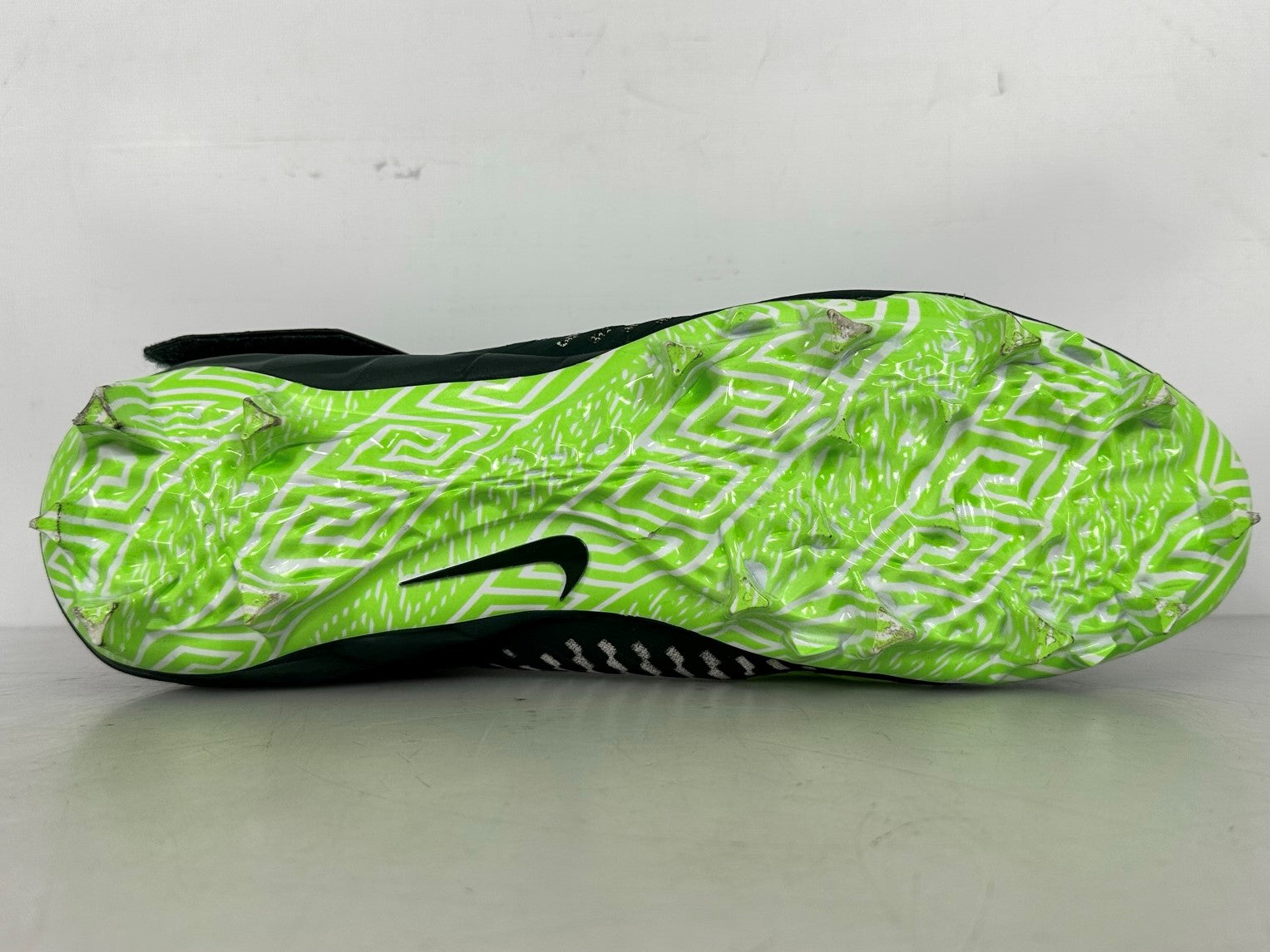 Nike Dark Green Alpha Menace Pro 2 Mid SMU P Football Cleats Men's Size 15 *Used*