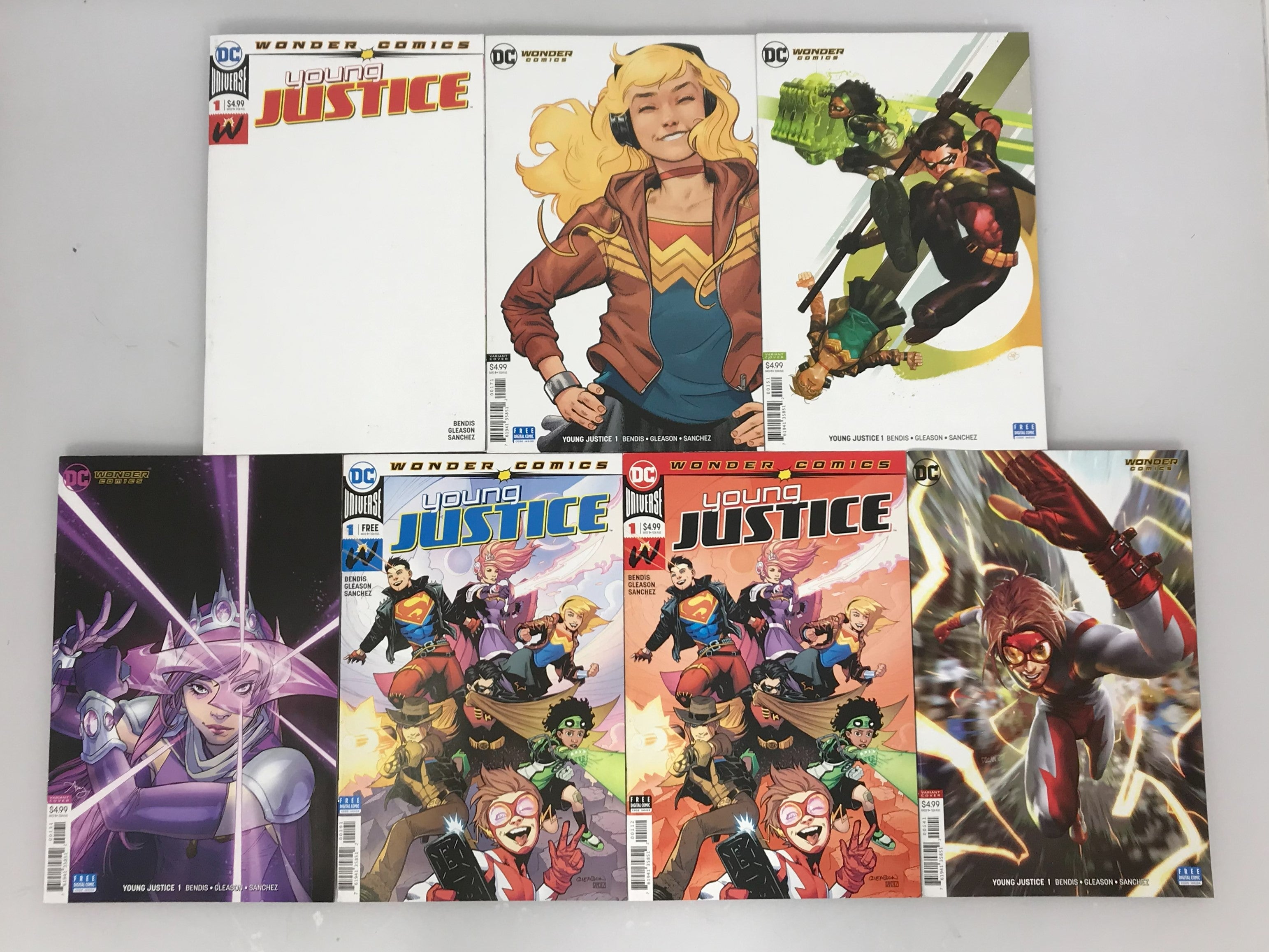 Lot of 7 Young Justice 1 2019 Variant Covers
