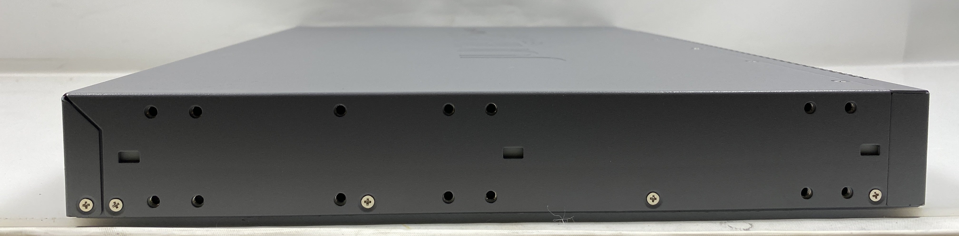 Juniper Networks EX2300-48P Ethernet Switch PoE+