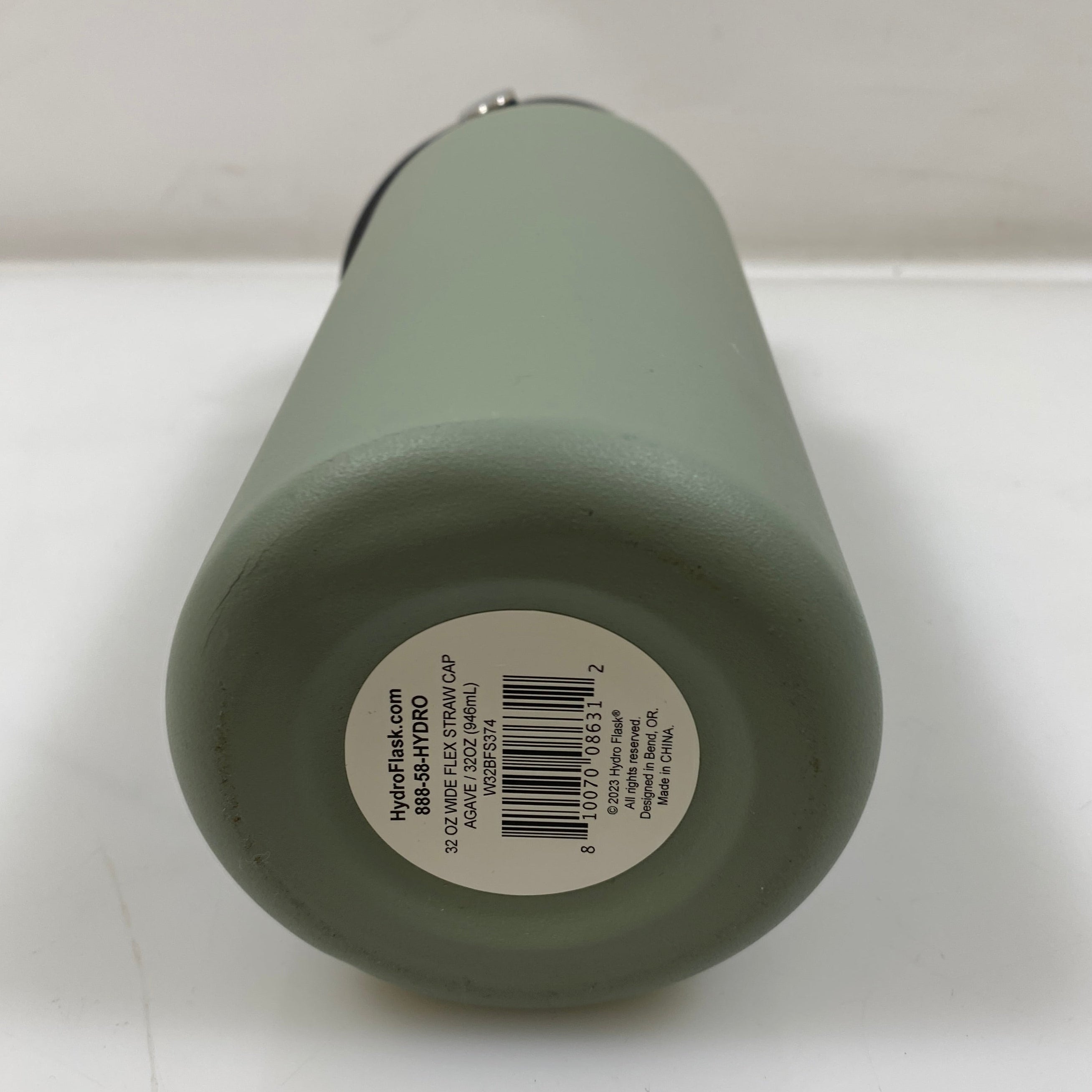 Hydroflask Light Green 32oz Bottle