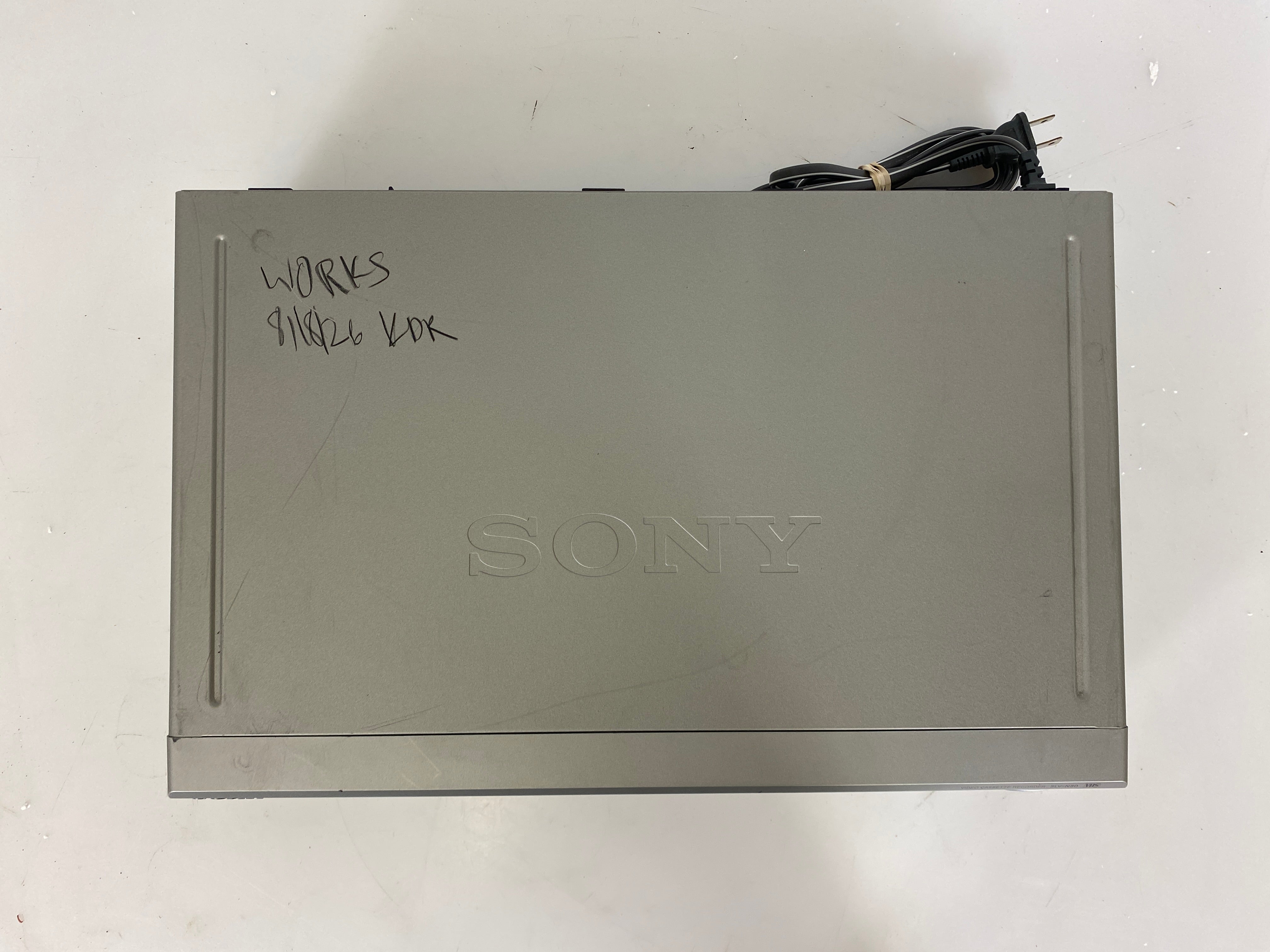Sony SLV-N80 Video Cassette Recorder VCR