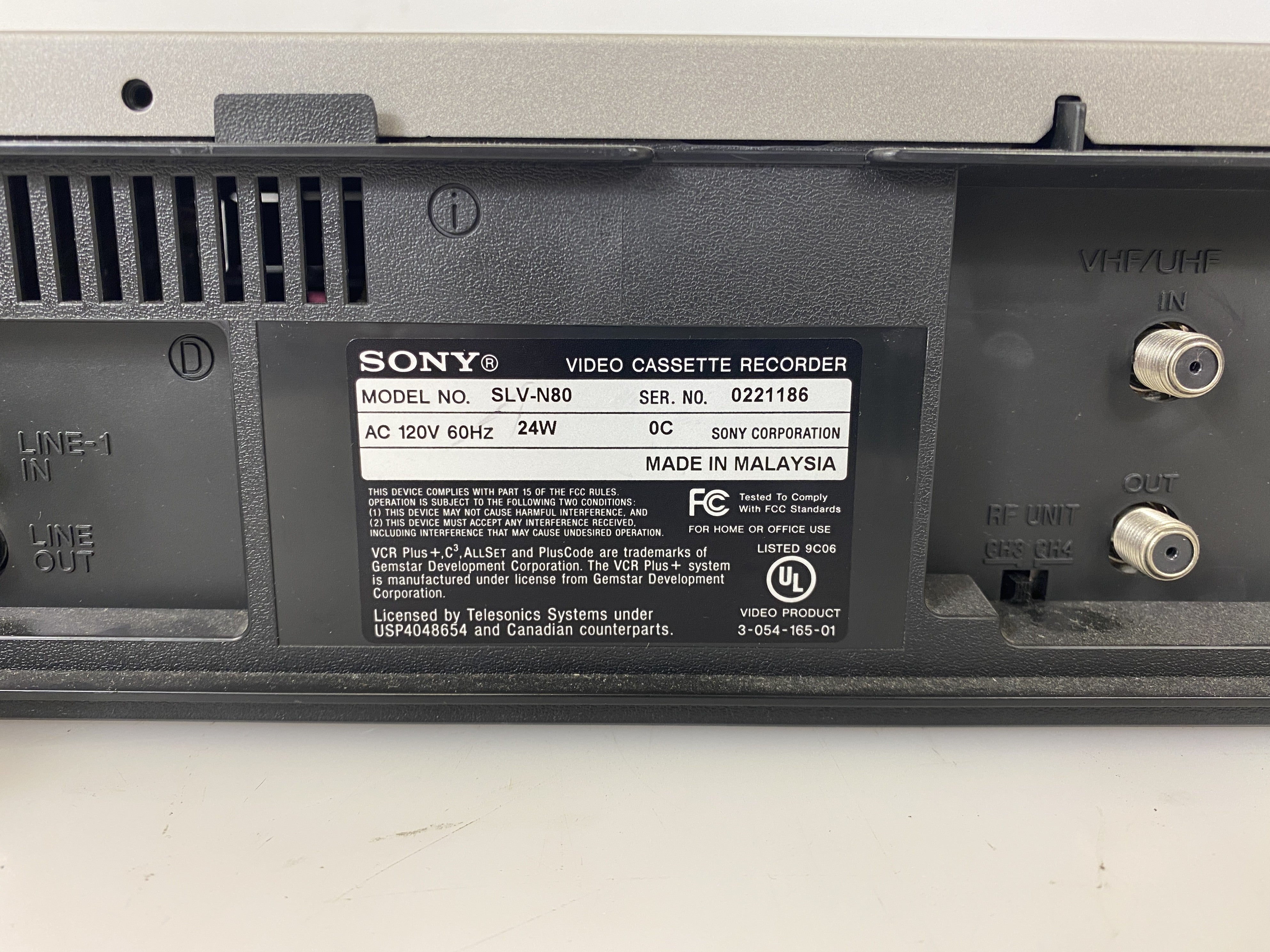 Sony SLV-N80 Video Cassette Recorder VCR