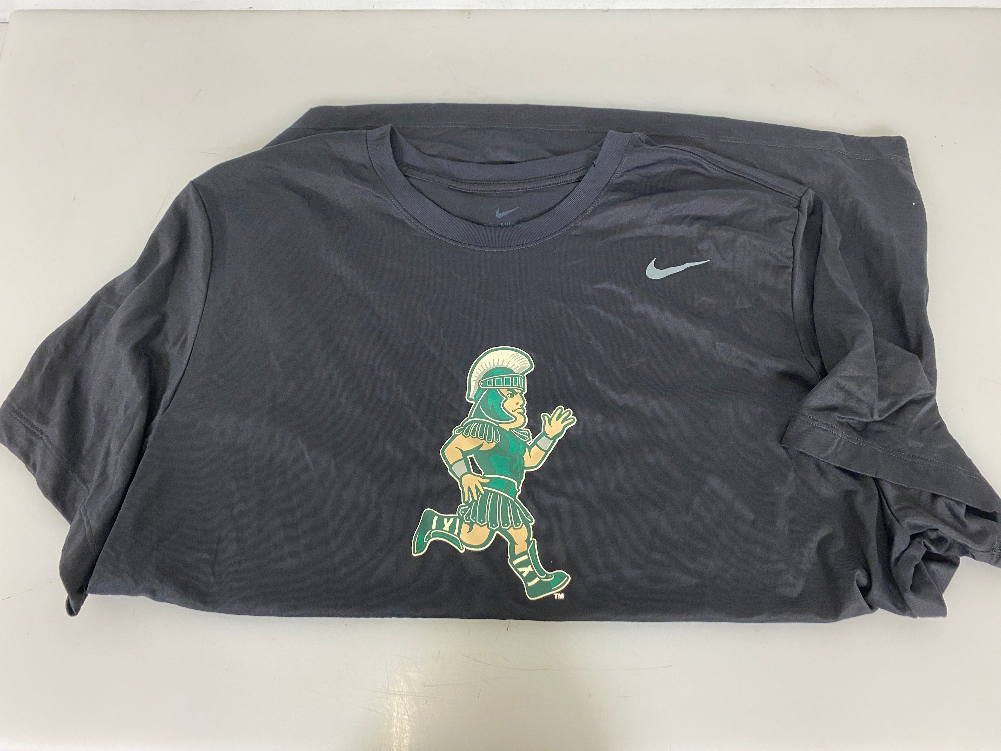 Mens Nike Track & Field Black Sparty Shirt S *New With Tags*