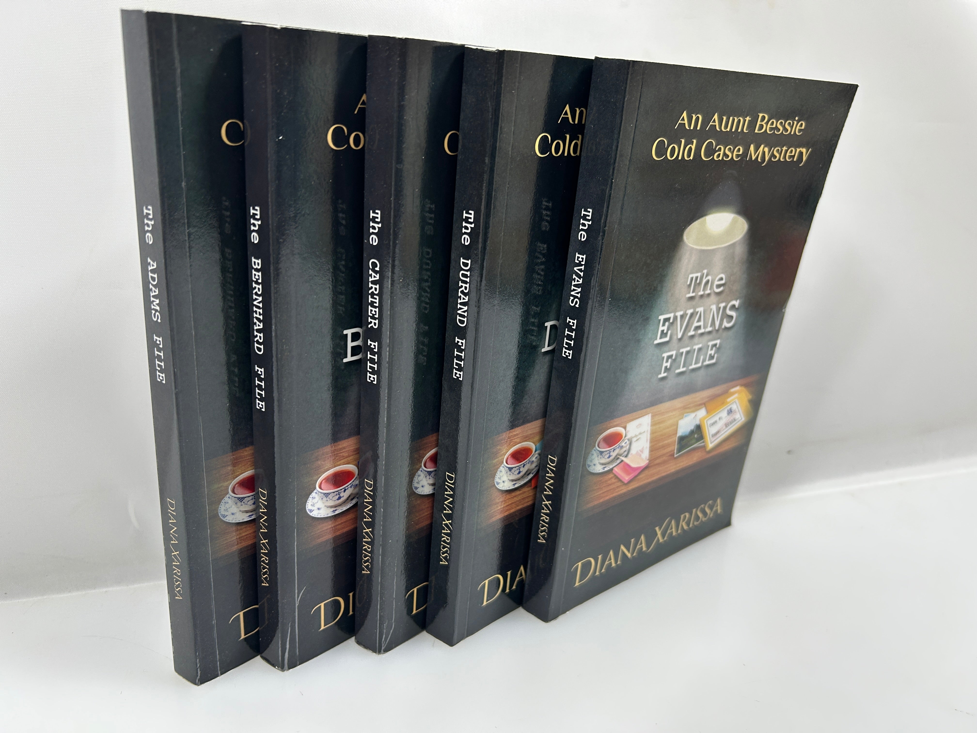 Lot of 5 Aunt Bessie Cold Case Mysteries A-E Diana Xarissa 2021-2022 SC
