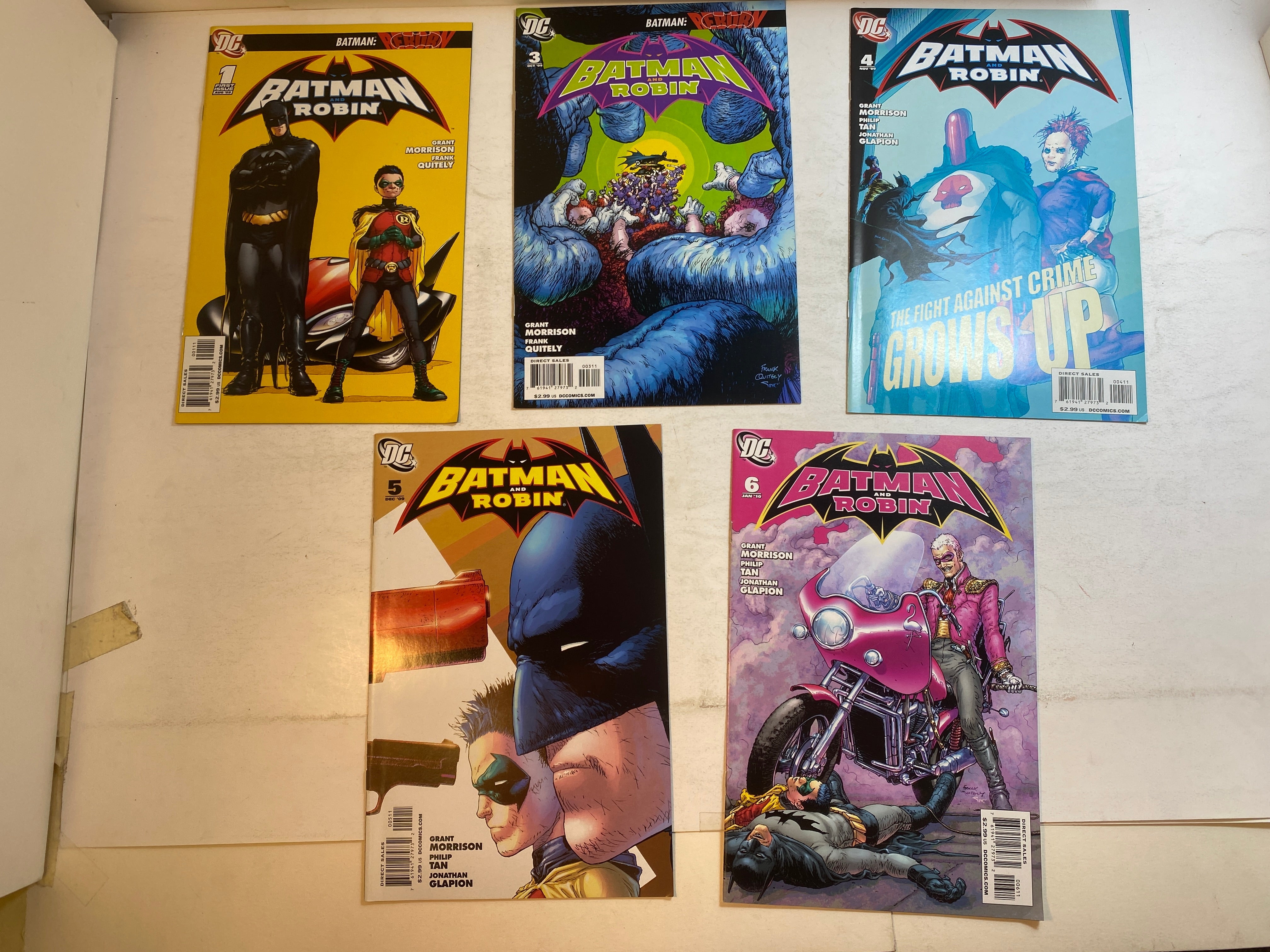 Lot of 5 Batman and Robin DC Comics 2009-2010