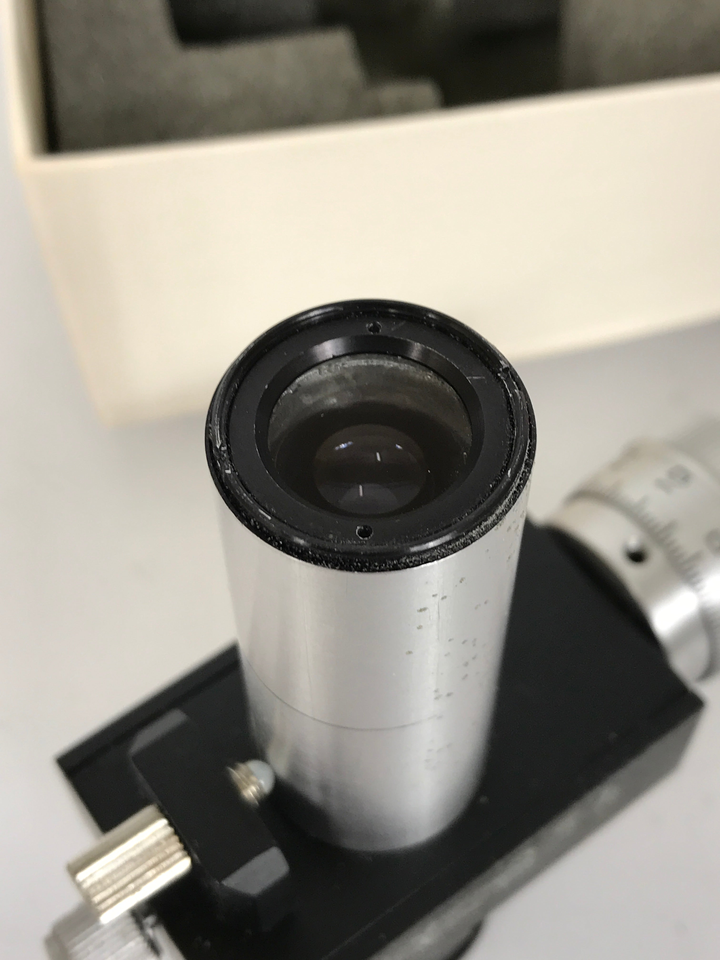 American Optical AO 426 C 10X Filar Micrometer Eyepiece with Box