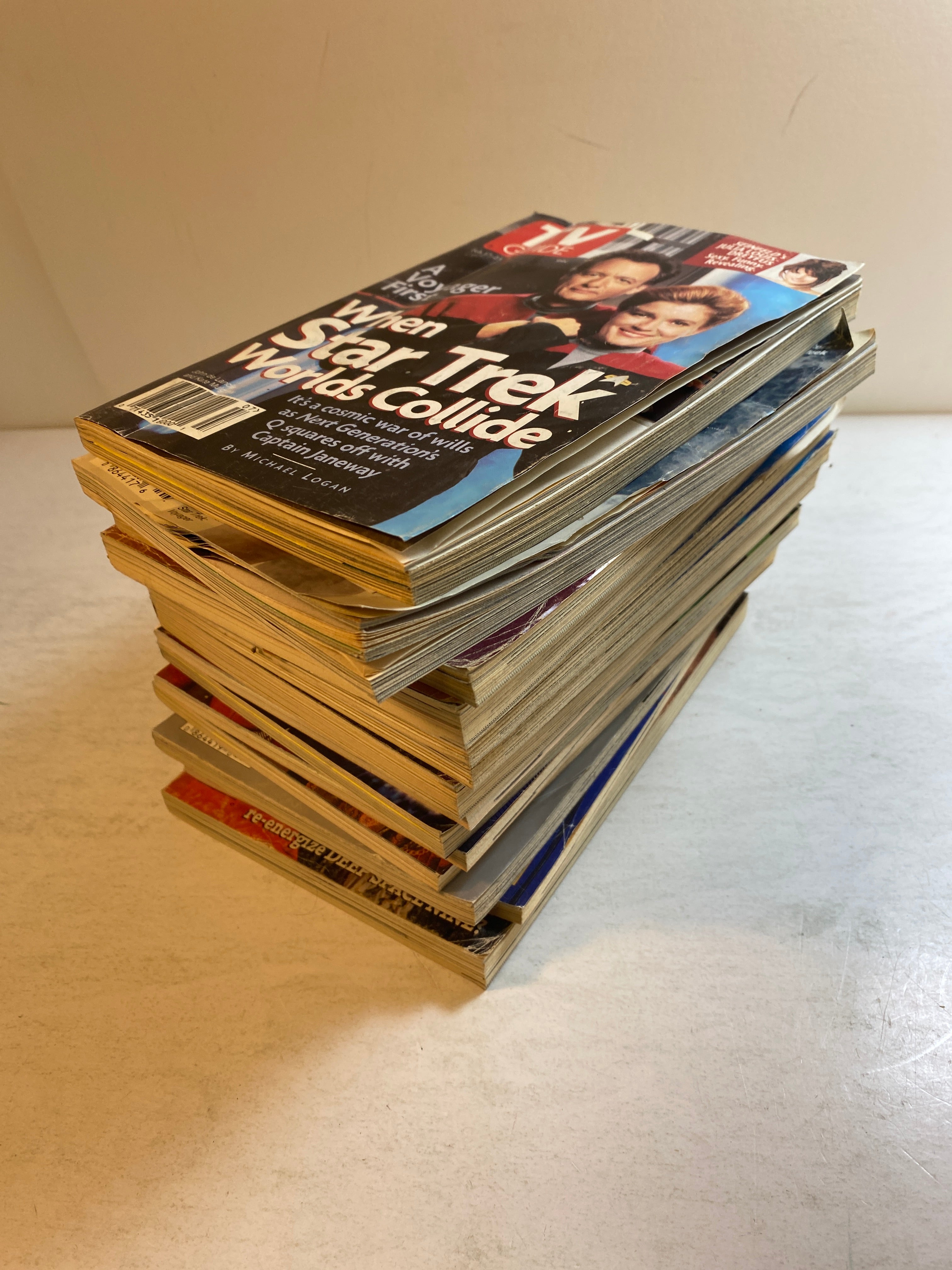 Lot of 14 TV Guide Star Trek Lot 1993-2005