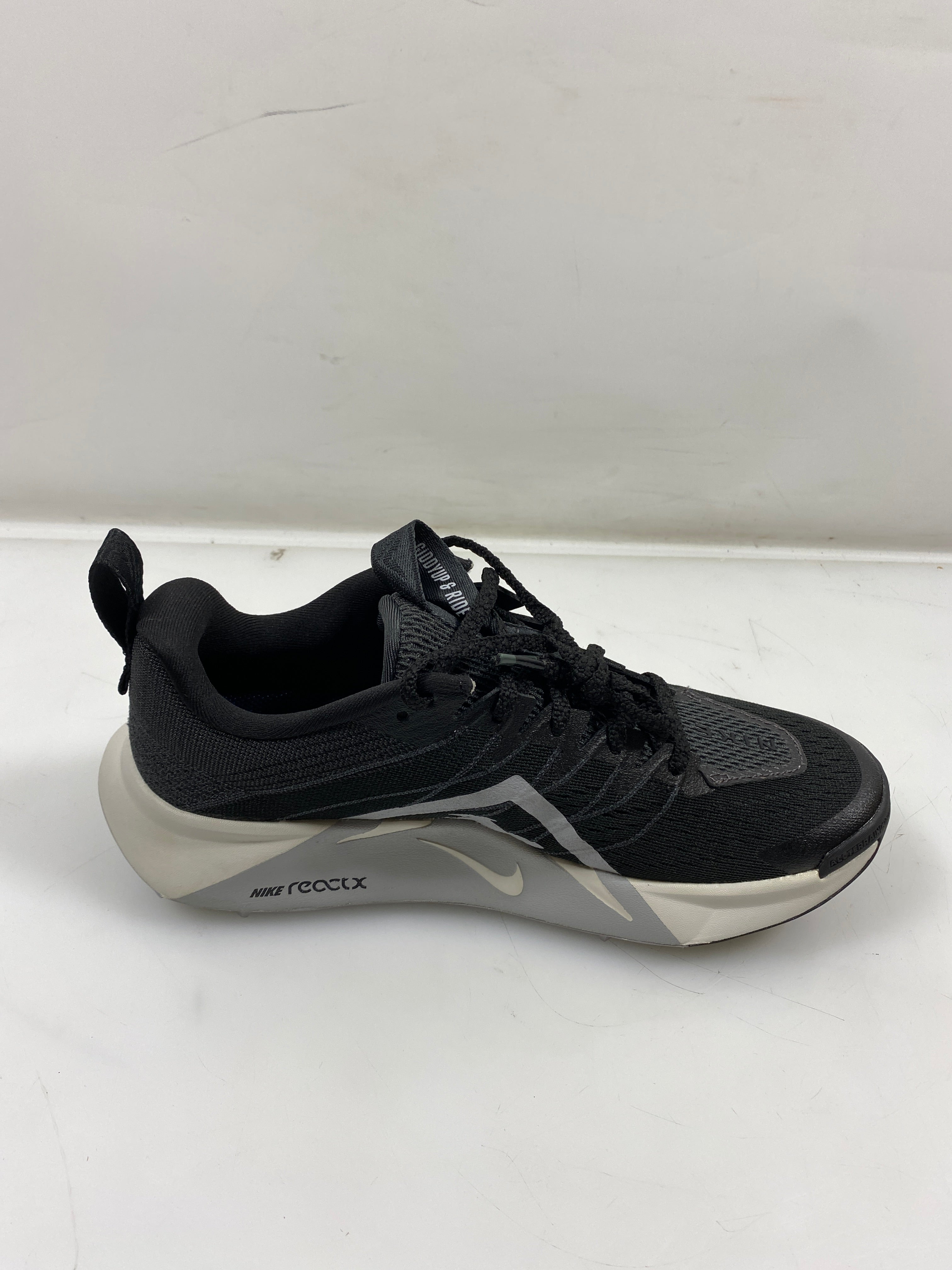 Women's Nike Reactx Wildhorse 10 Size 7.5