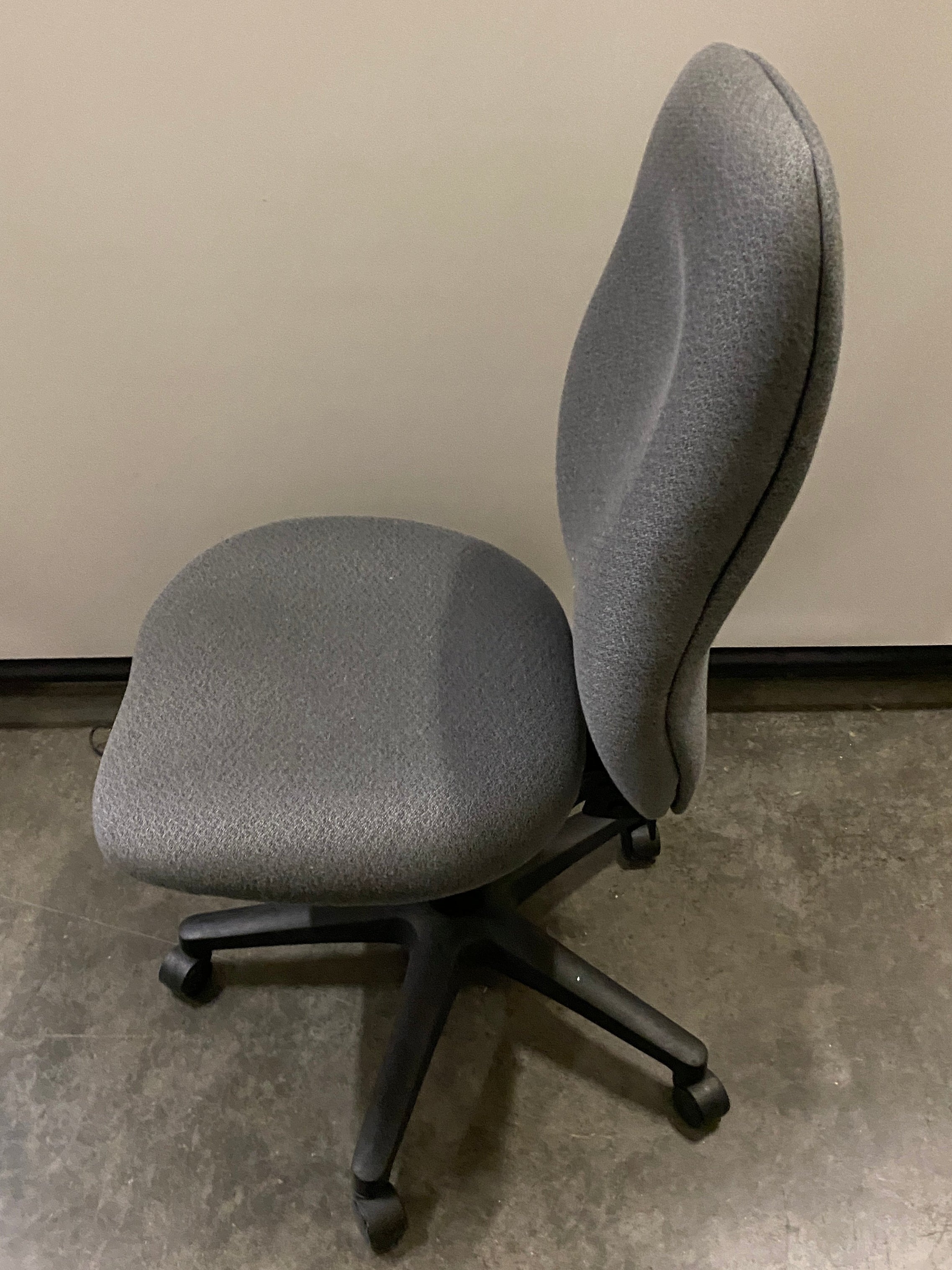 Hon #MP9NJS Grey Upholstered Rolling Office Chair
