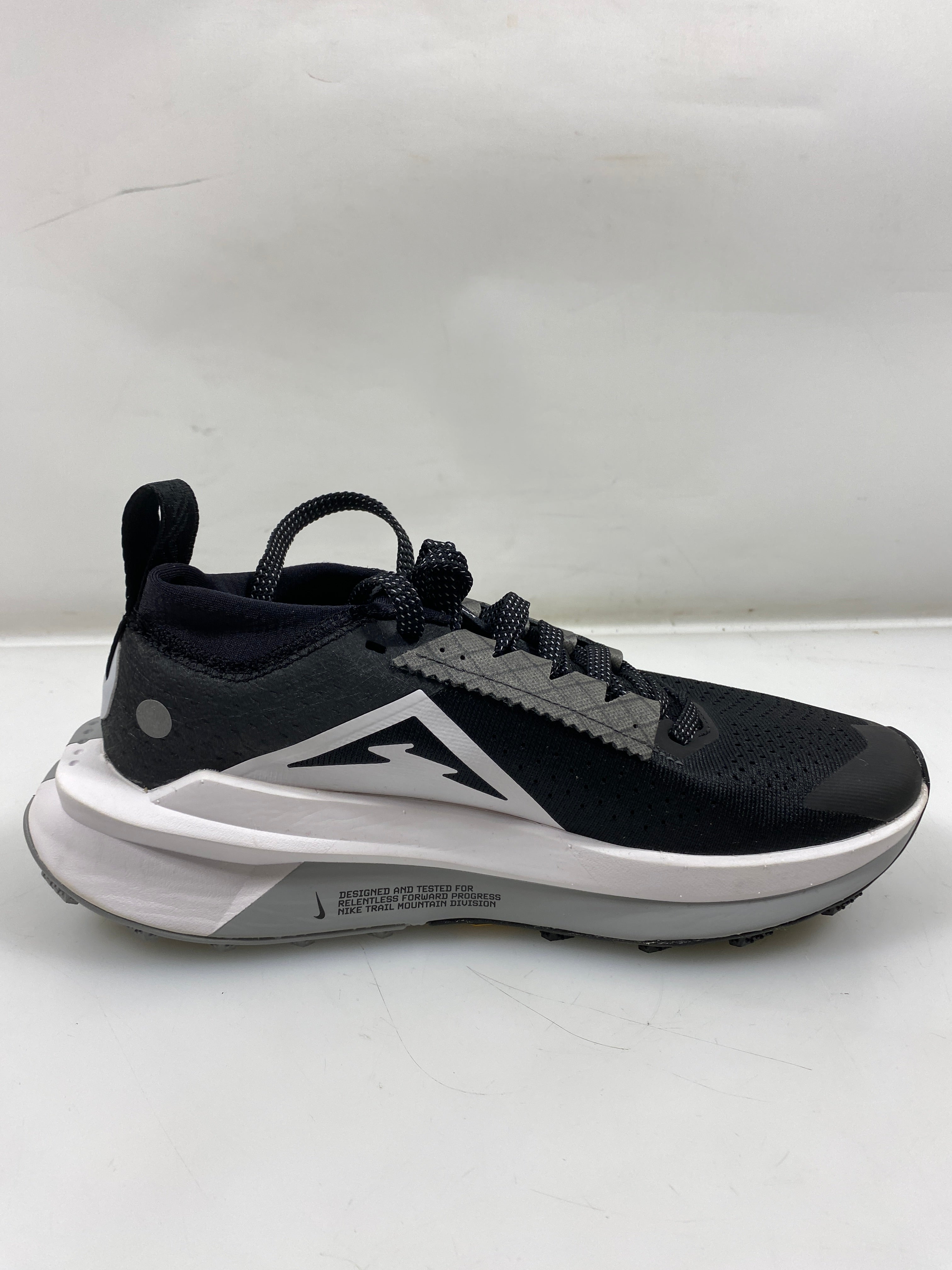 Women's Nike ZoomX Zegama Trail 2 Shoes Size 6.5