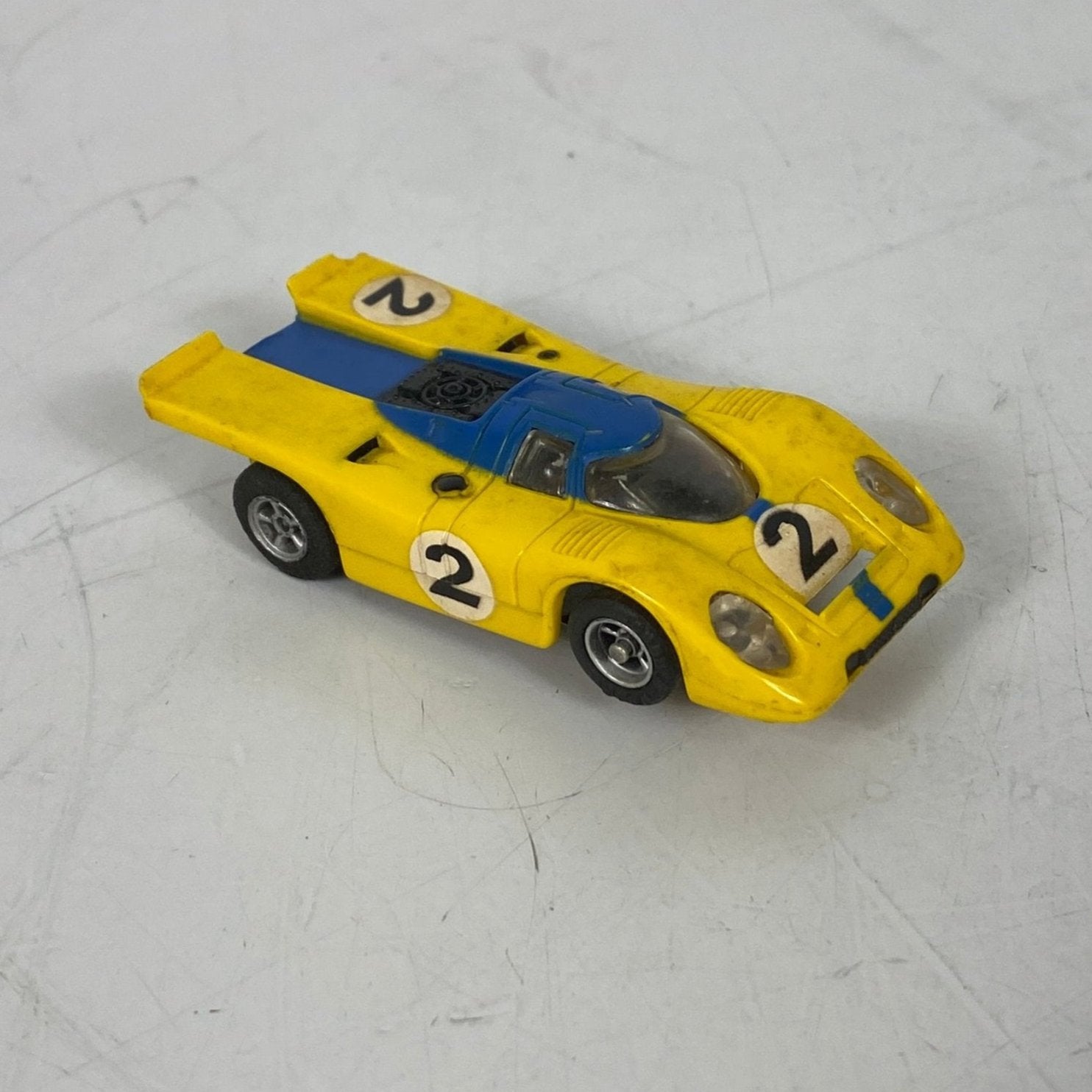 Aurora AFX Blue and Yellow Gulf #2 Porsche 917