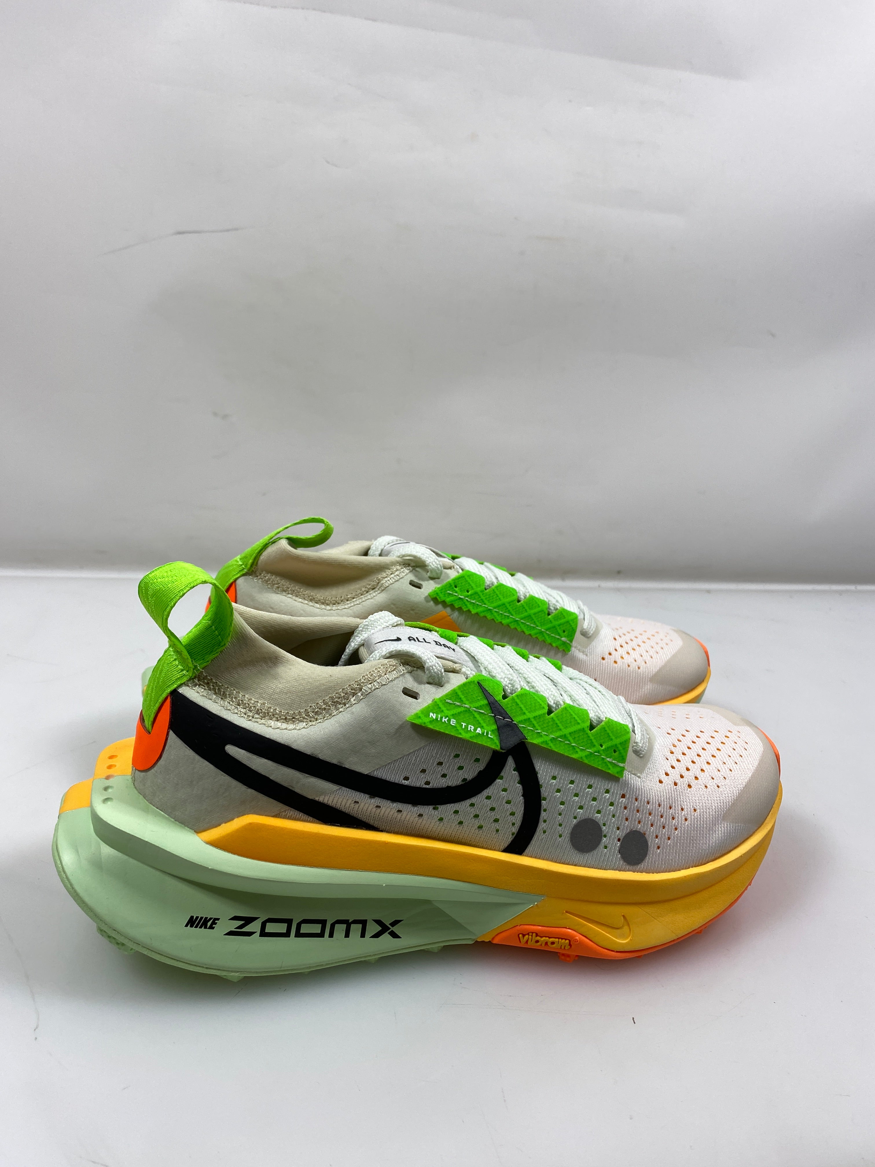 Women's Nike ZoomX Zegama Trail 2 Shoes Size 5