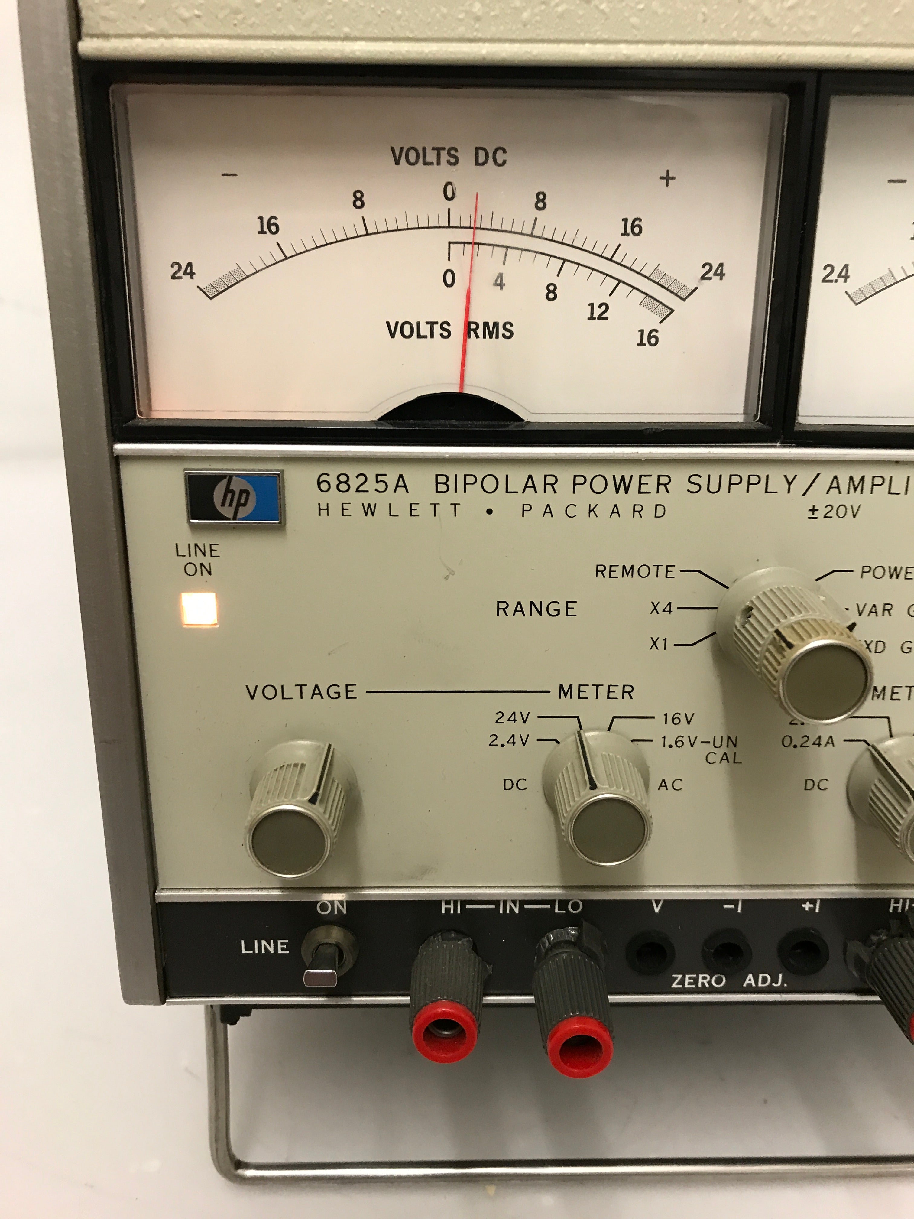 Hewlett Packard HP 6825A Bipolar Power Supply/Amplifier *For Parts or Repair*