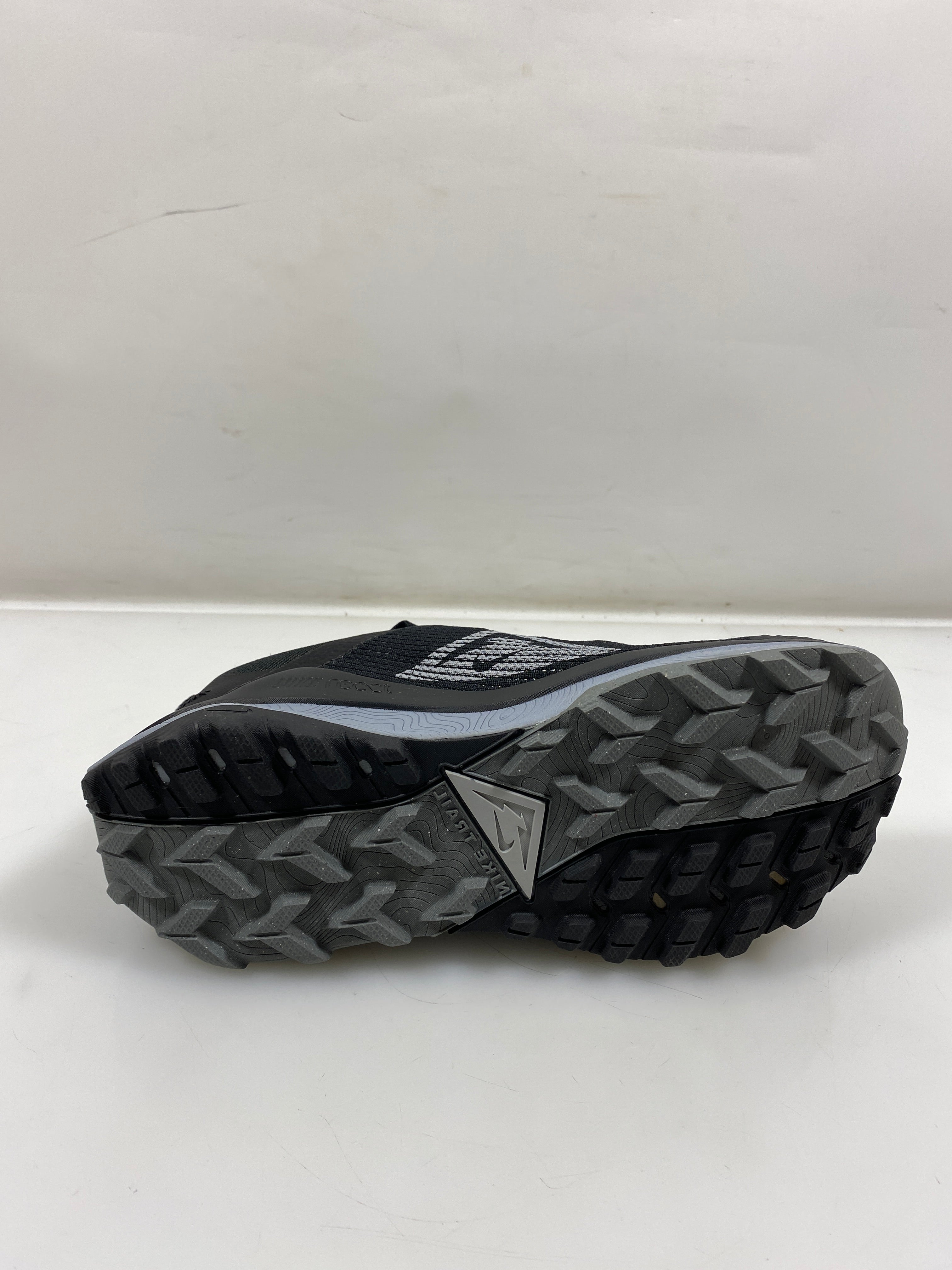 Women's Nike Wildhorse 8 Shoes Size 7.5
