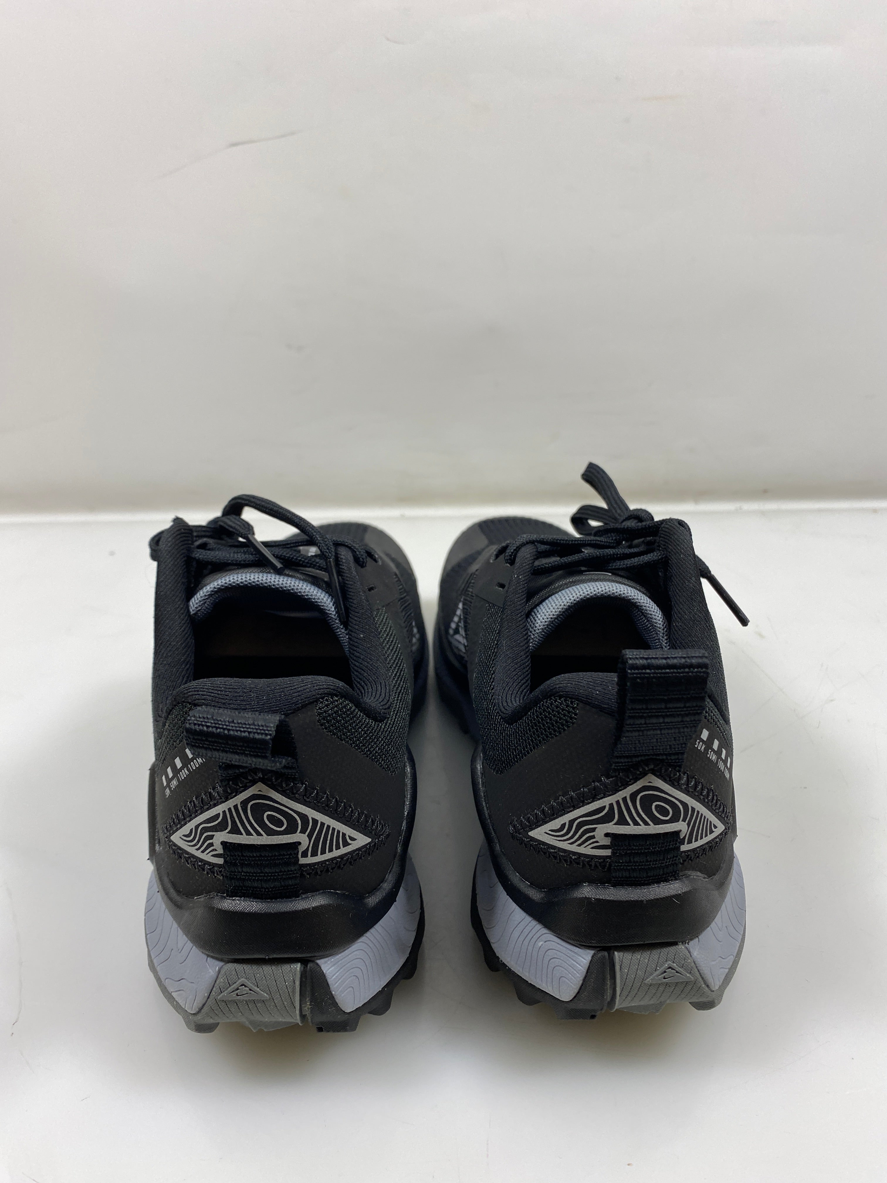 Women's Nike Wildhorse 8 Shoes Size 5.5