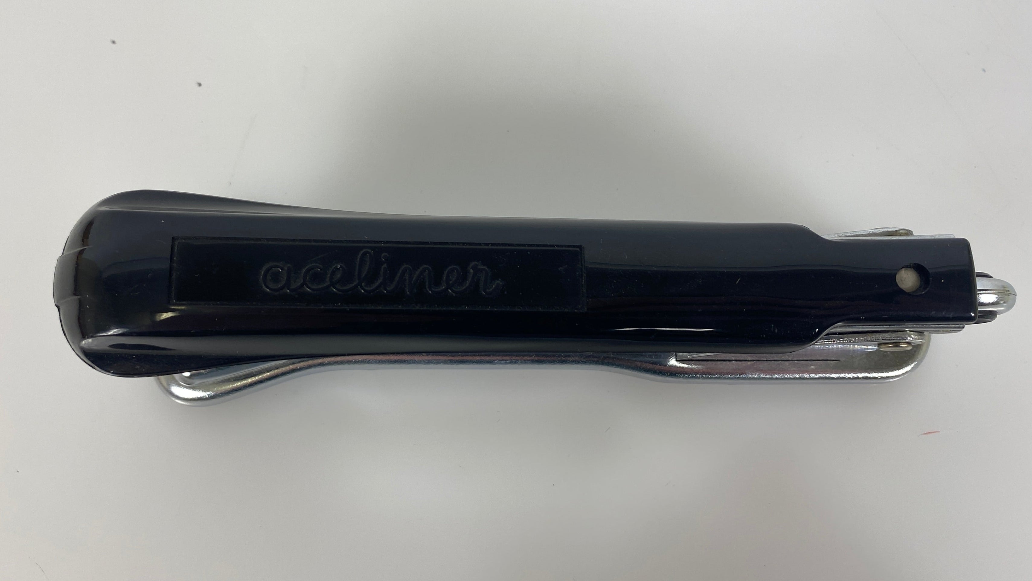 Ace Liner #502 Black and Silver Desktop Stapler