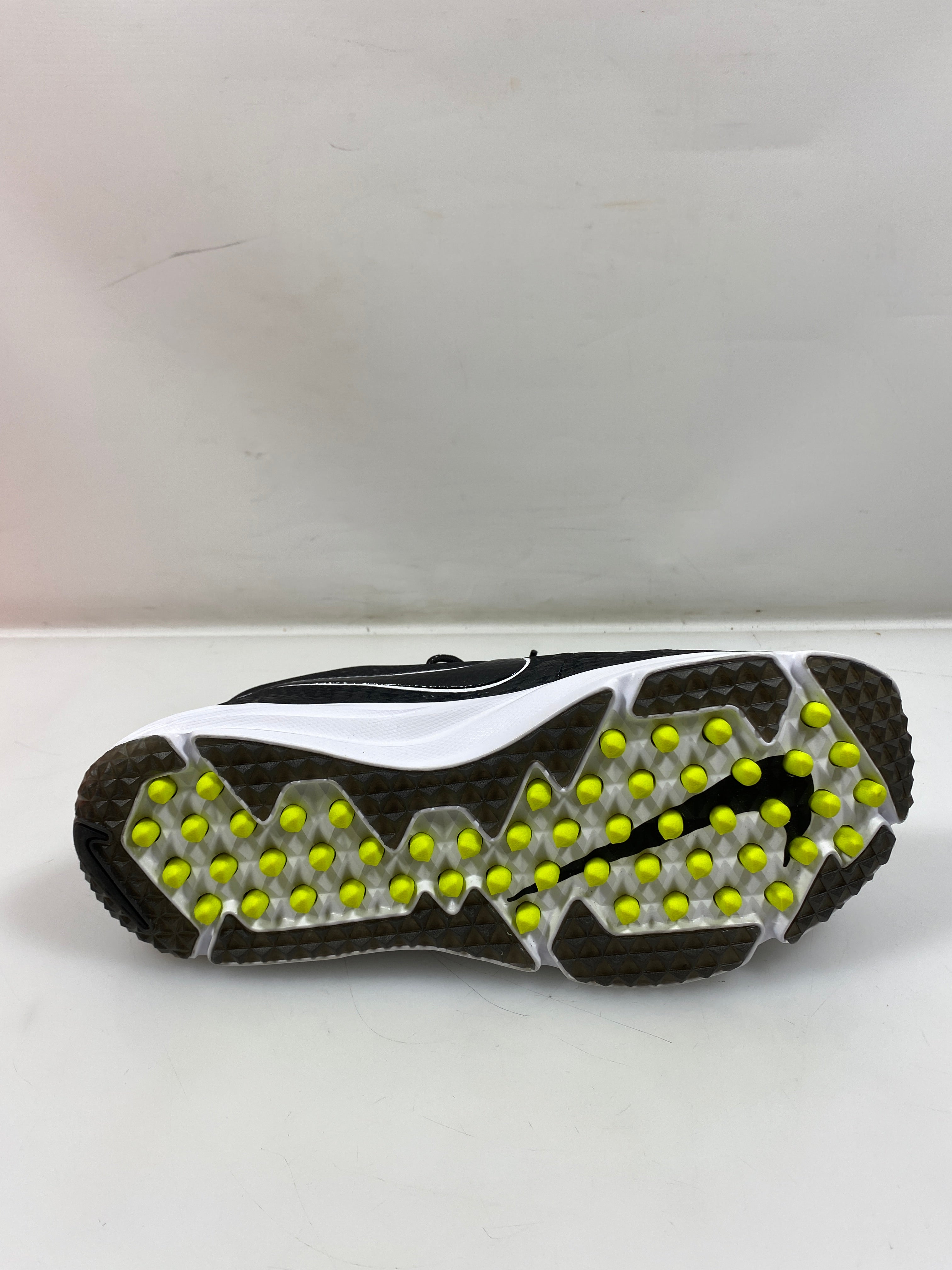 Nike Vapor Speed Black and White Turf Sneakers Women's Size 8