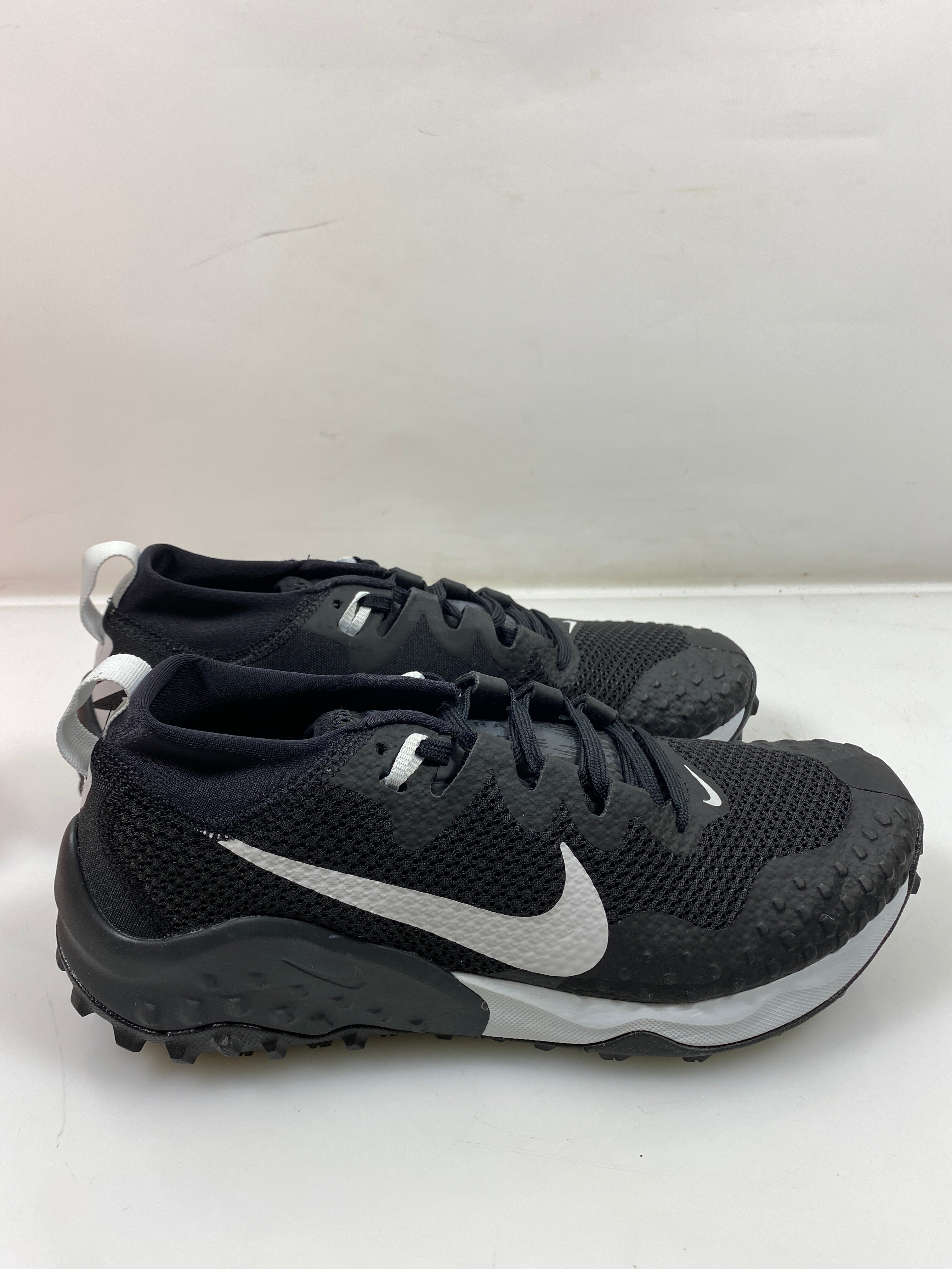 Women's Nike Wildhorse 7 Black Running Shoes Size 9.5