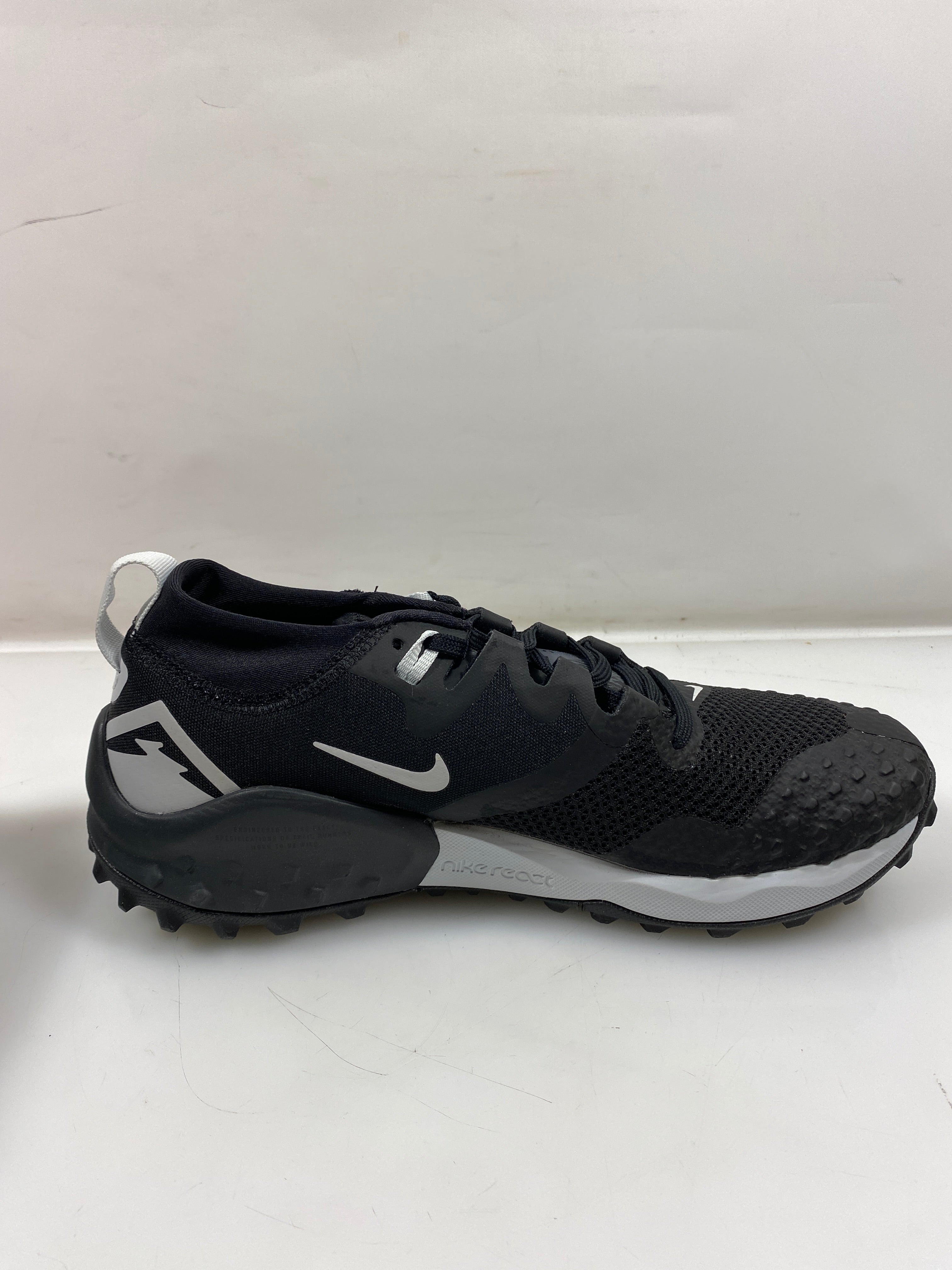 Women's Nike Wildhorse 7 Black Running Shoes Size 9.5