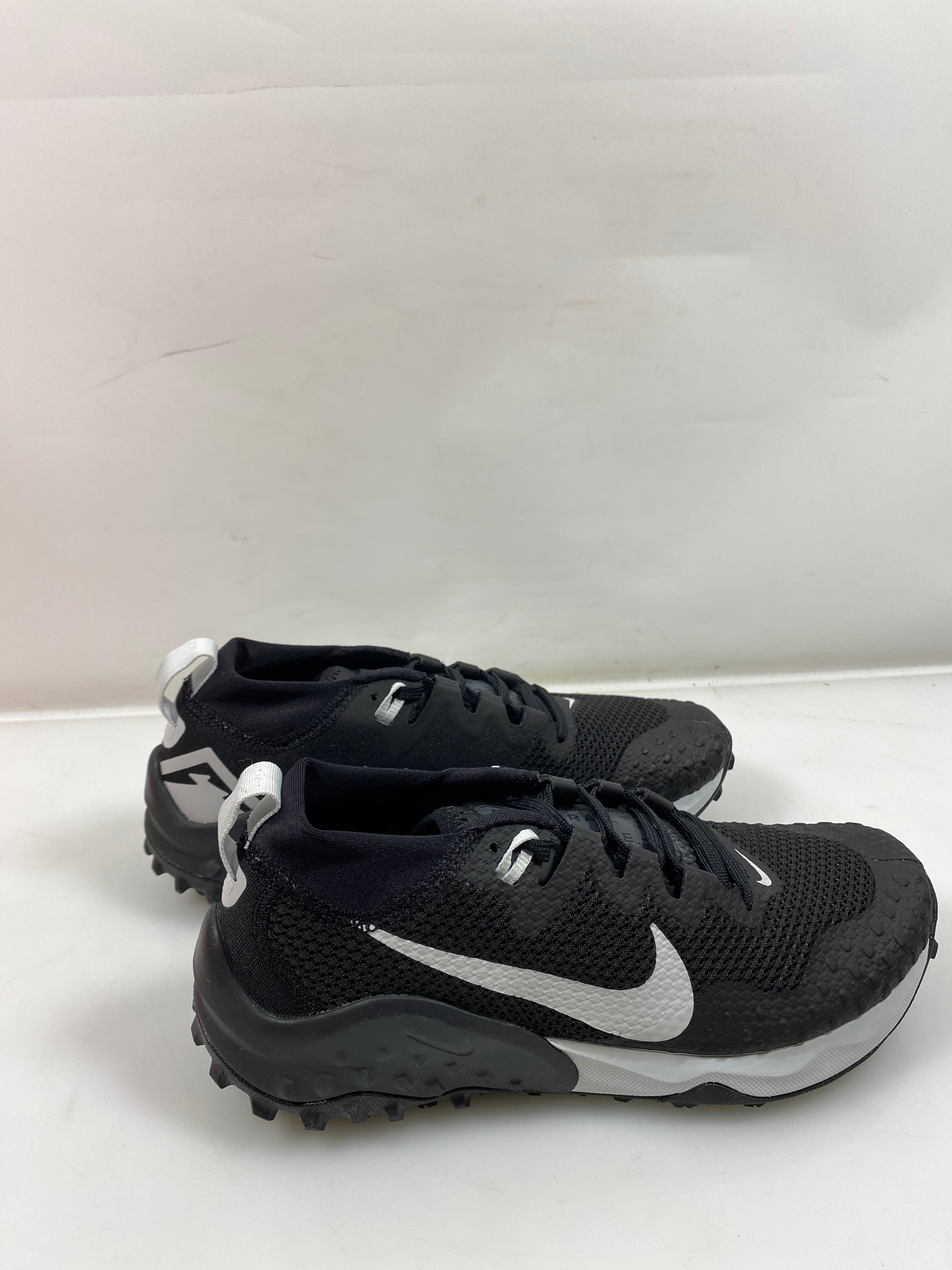 Women's Nike Wildhorse 7 Black Running Shoes Size 8
