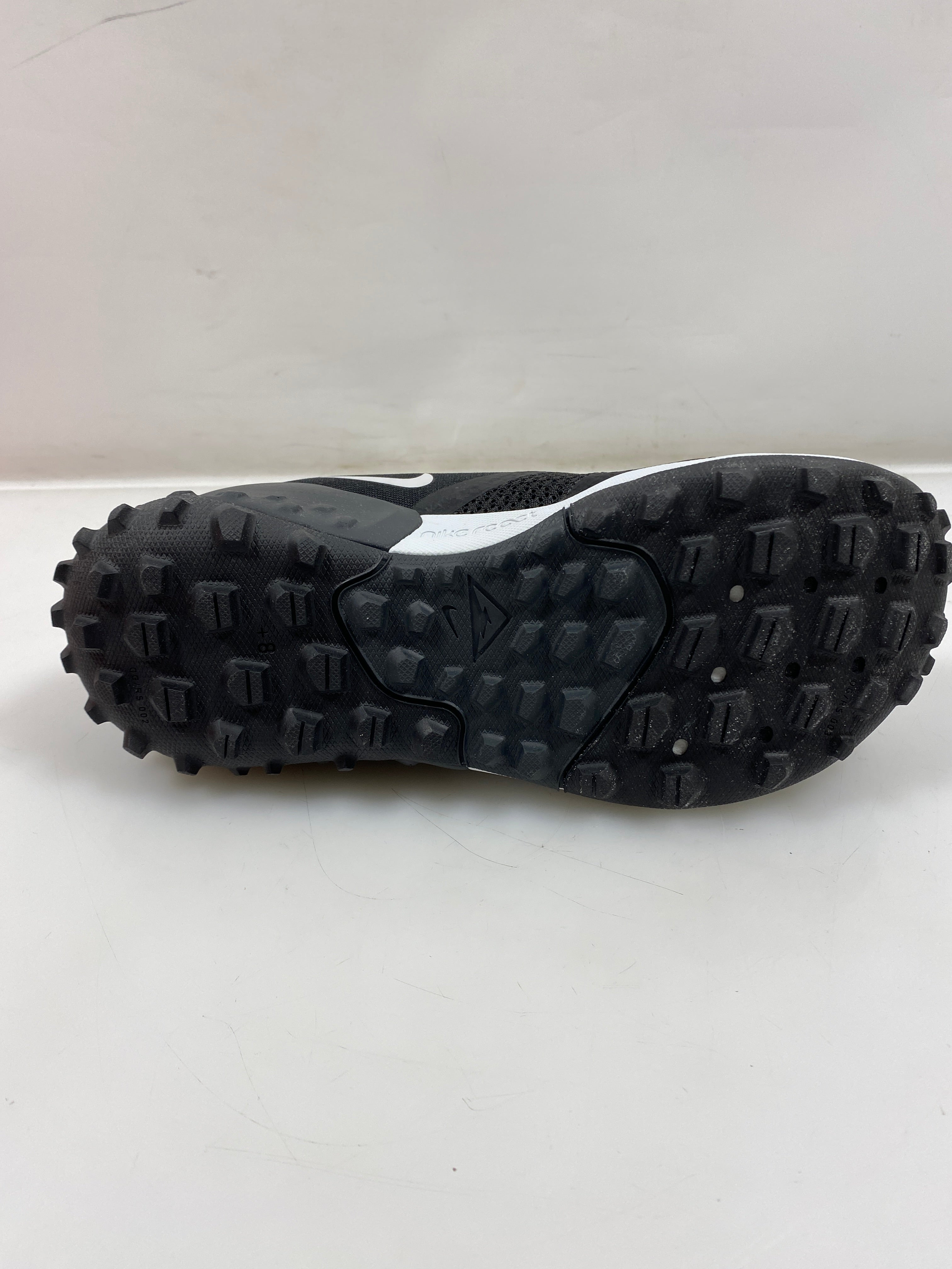 Women's Nike Wildhorse 7 Black Running Shoes Size 8